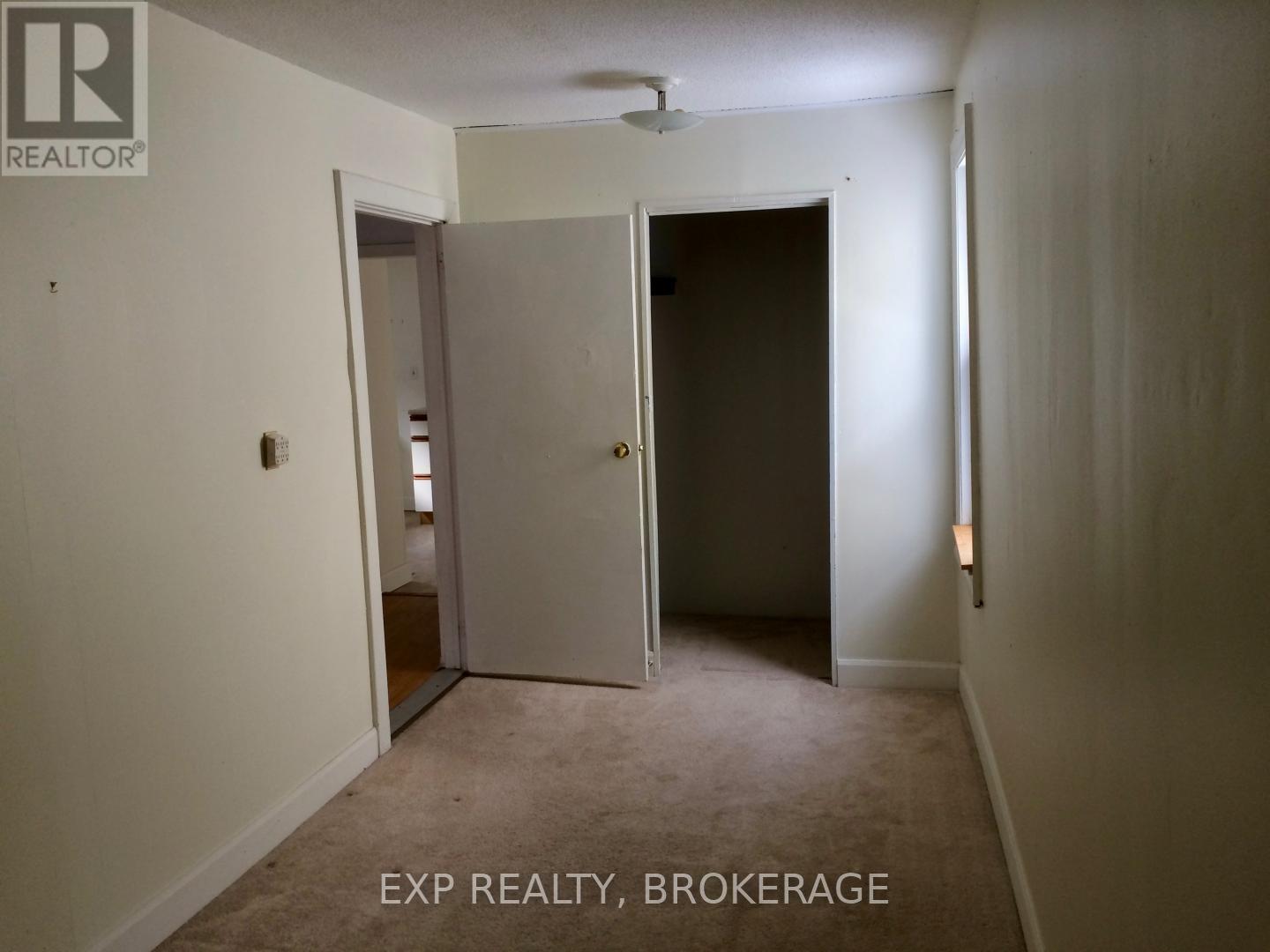 35 Maccauley Street, Kingston, Ontario  K7K 2V8 - Photo 9 - X12363972