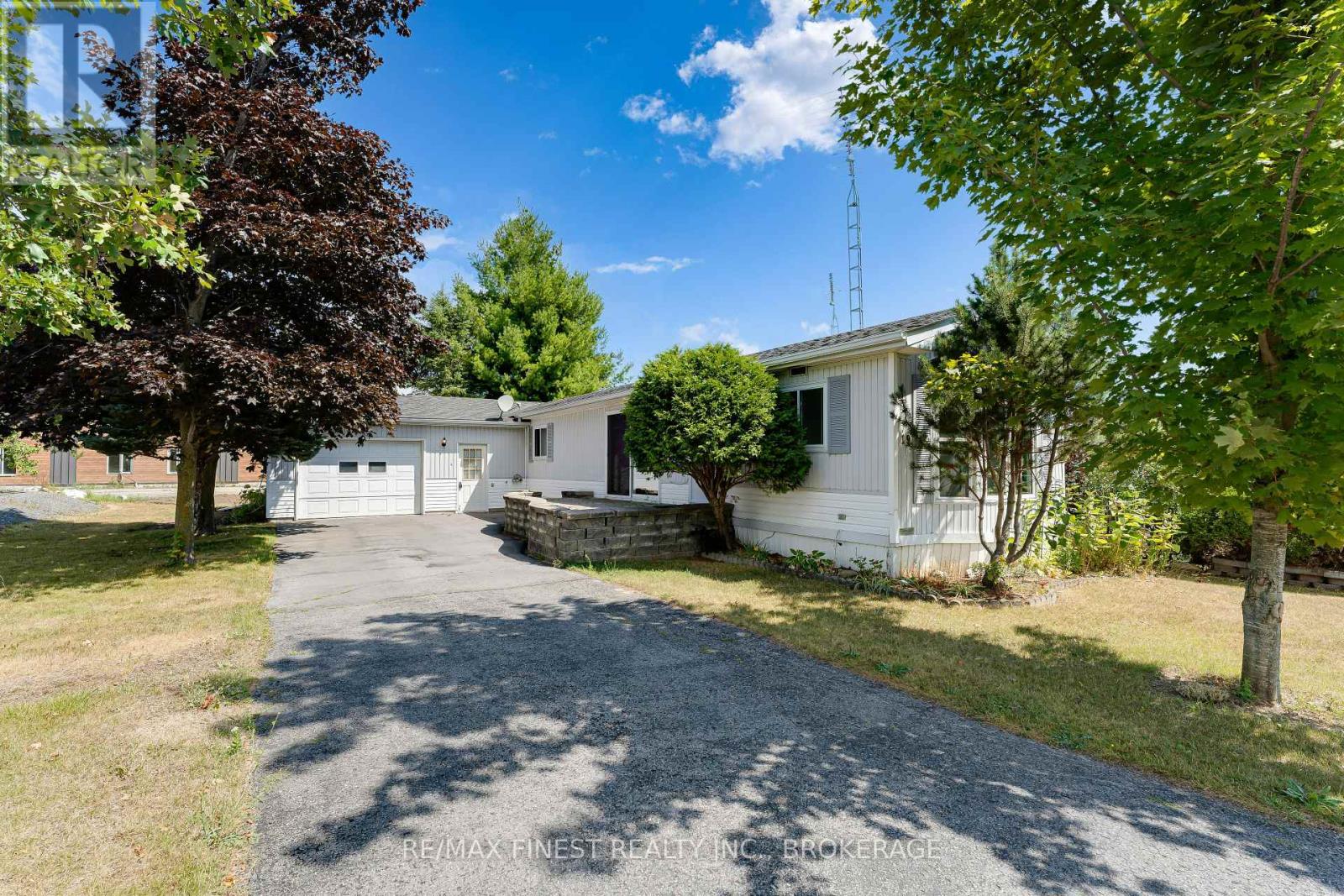 19 MAPLE DRIVE, Greater Napanee, Ontario