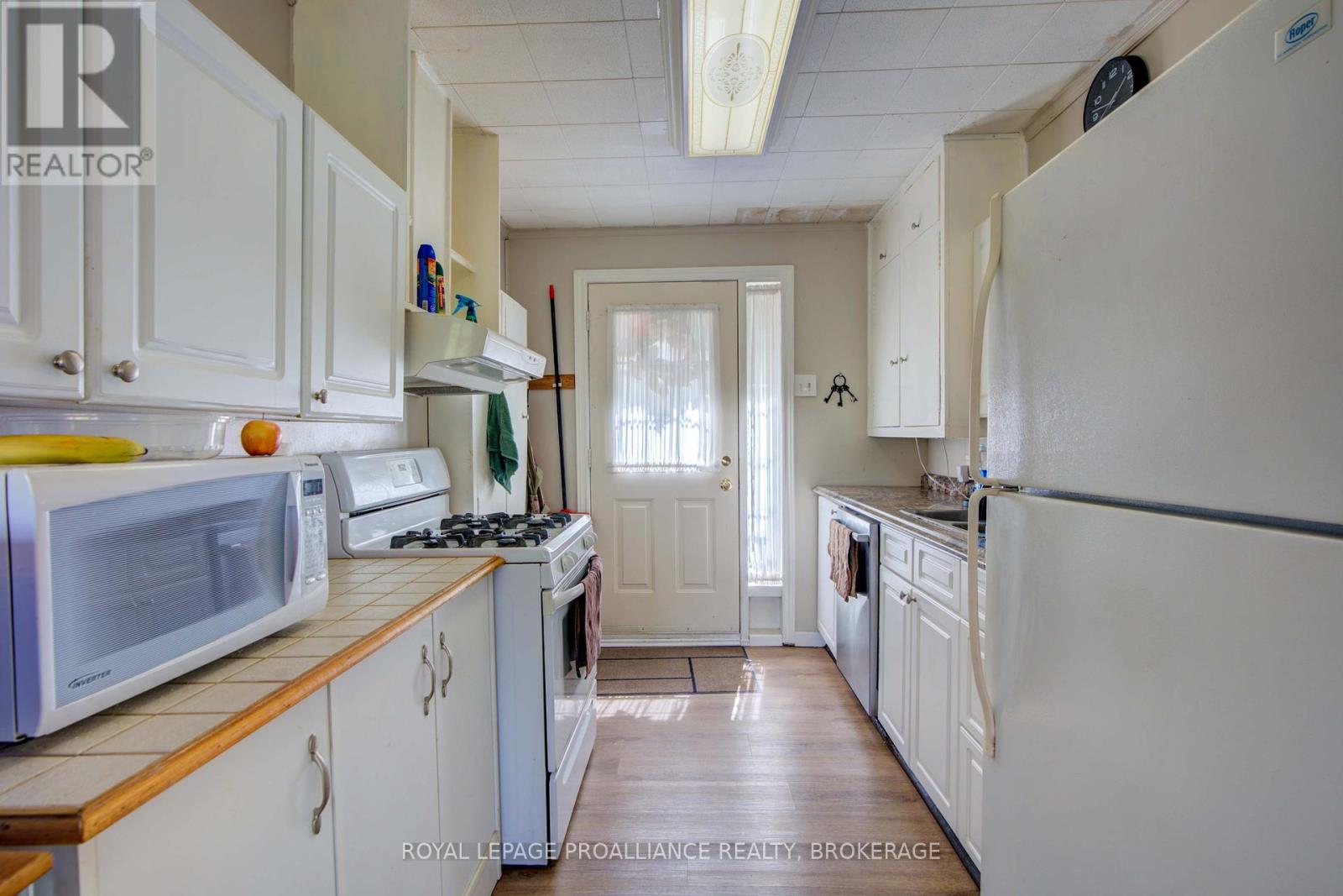 372 Murphy Road #100, Rideau Lakes, Ontario K0G 1X0 - Photo 10 - X12366467