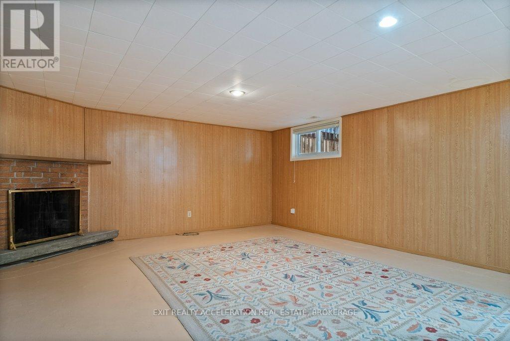 28 Sunset Crescent, Greater Napanee, Ontario  K7R 2G5 - Photo 35 - X12371340
