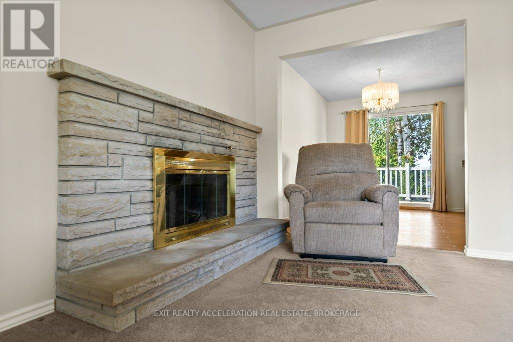 28 Sunset Crescent, Greater Napanee, Ontario  K7R 2G5 - Photo 9 - X12371340