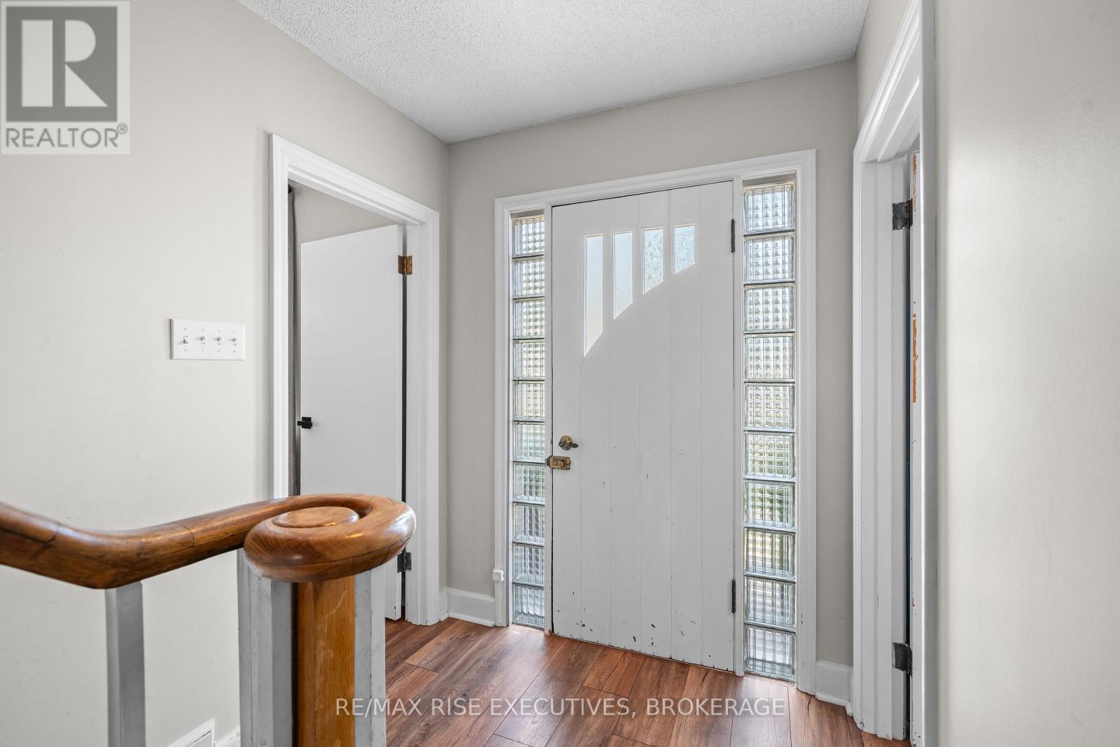 320 Dundas Street W, Greater Napanee, Ontario  K7R 2B4 - Photo 15 - X12374243