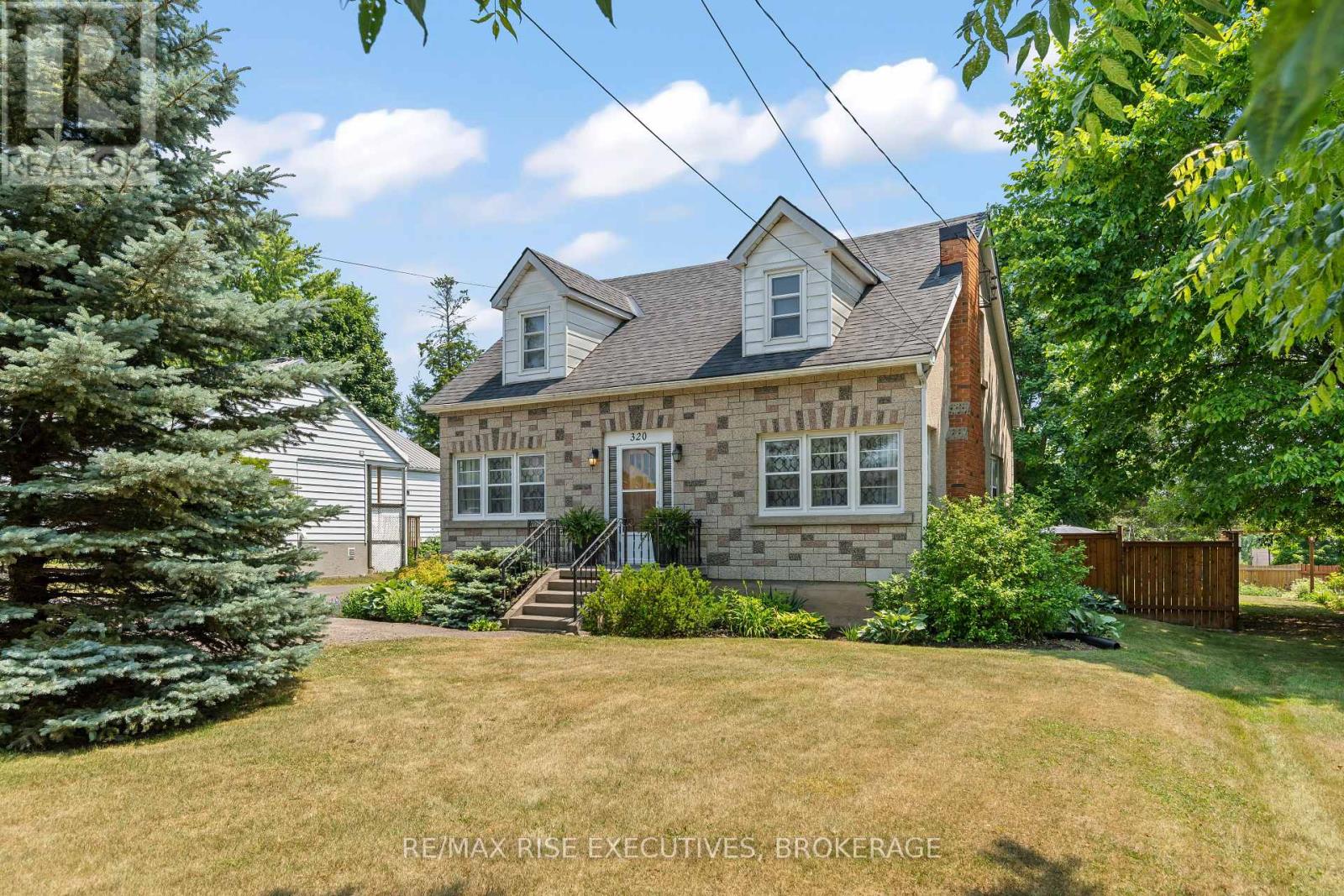 320 Dundas Street W, Greater Napanee, Ontario  K7R 2B4 - Photo 2 - X12374243