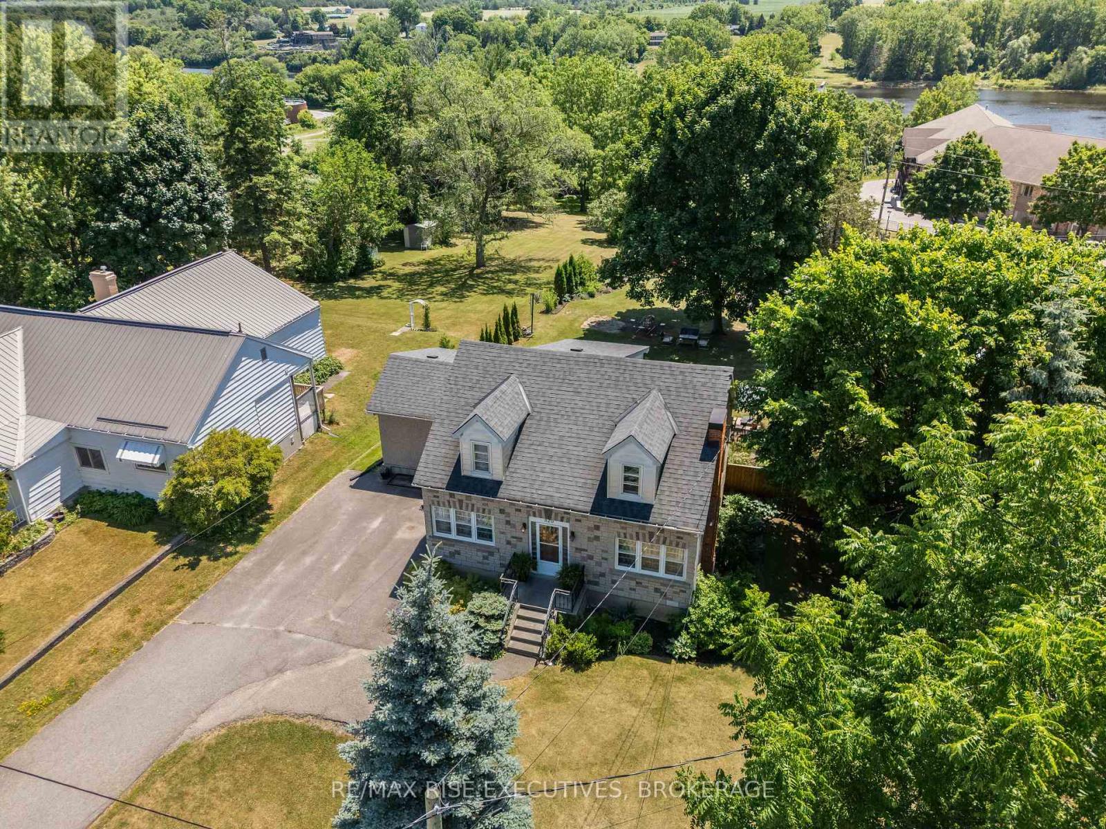 320 Dundas Street W, Greater Napanee, Ontario  K7R 2B4 - Photo 38 - X12374243