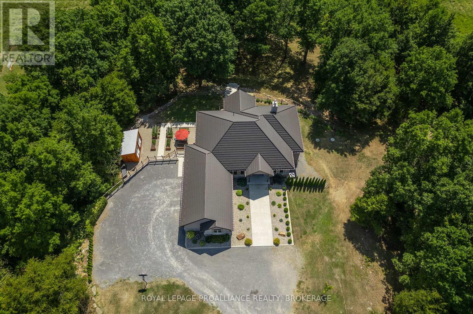 4671 Verona Sands Road, Frontenac, Ontario K0H 2W0 - Photo 2 - X12380331