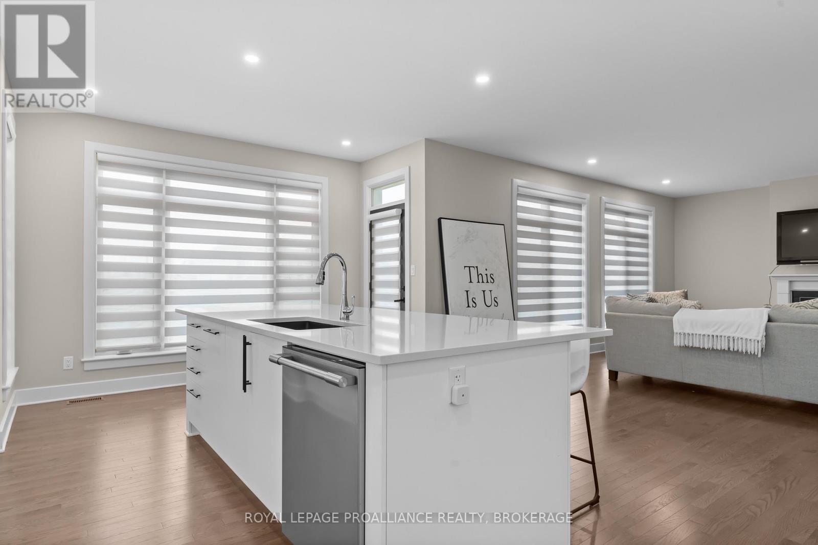 1601 Willow Court, Kingston, Ontario  K7P 0S6 - Photo 17 - X12380859