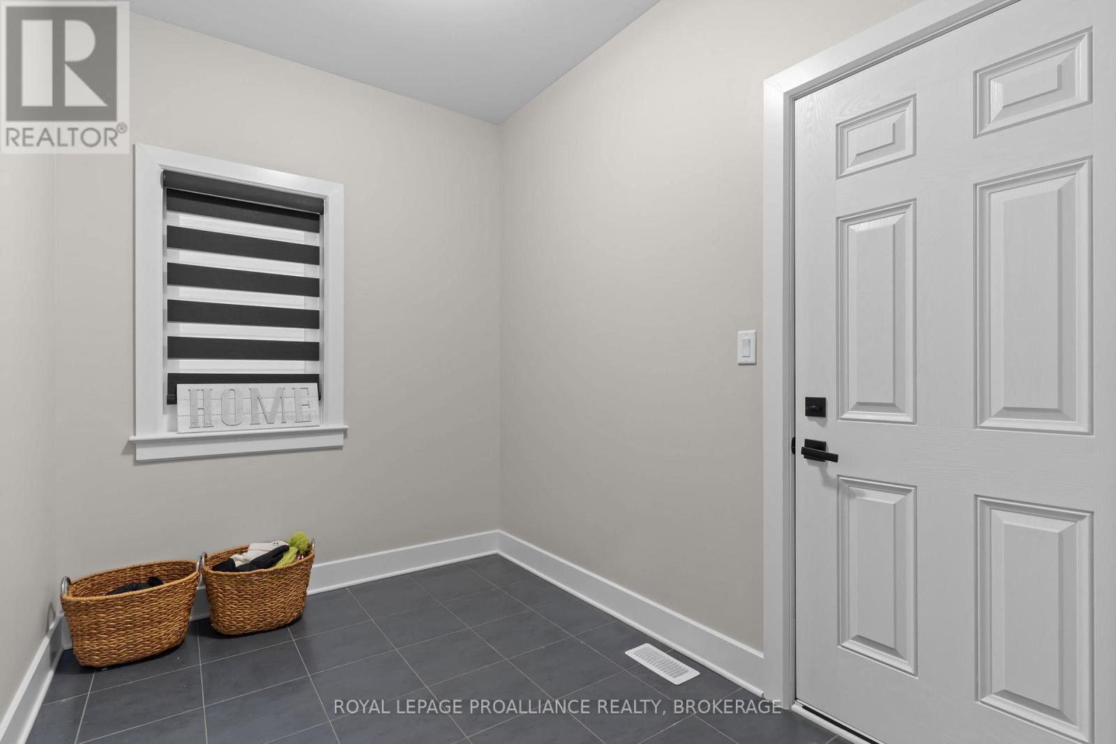 1601 Willow Court, Kingston, Ontario  K7P 0S6 - Photo 23 - X12380859