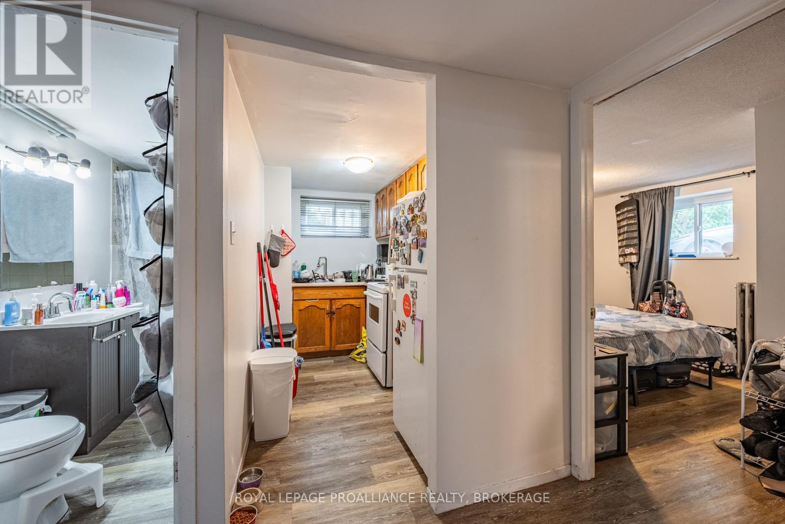 271-273 Rideau Street, Kingston, Ontario  K7K 3A7 - Photo 15 - X12381135