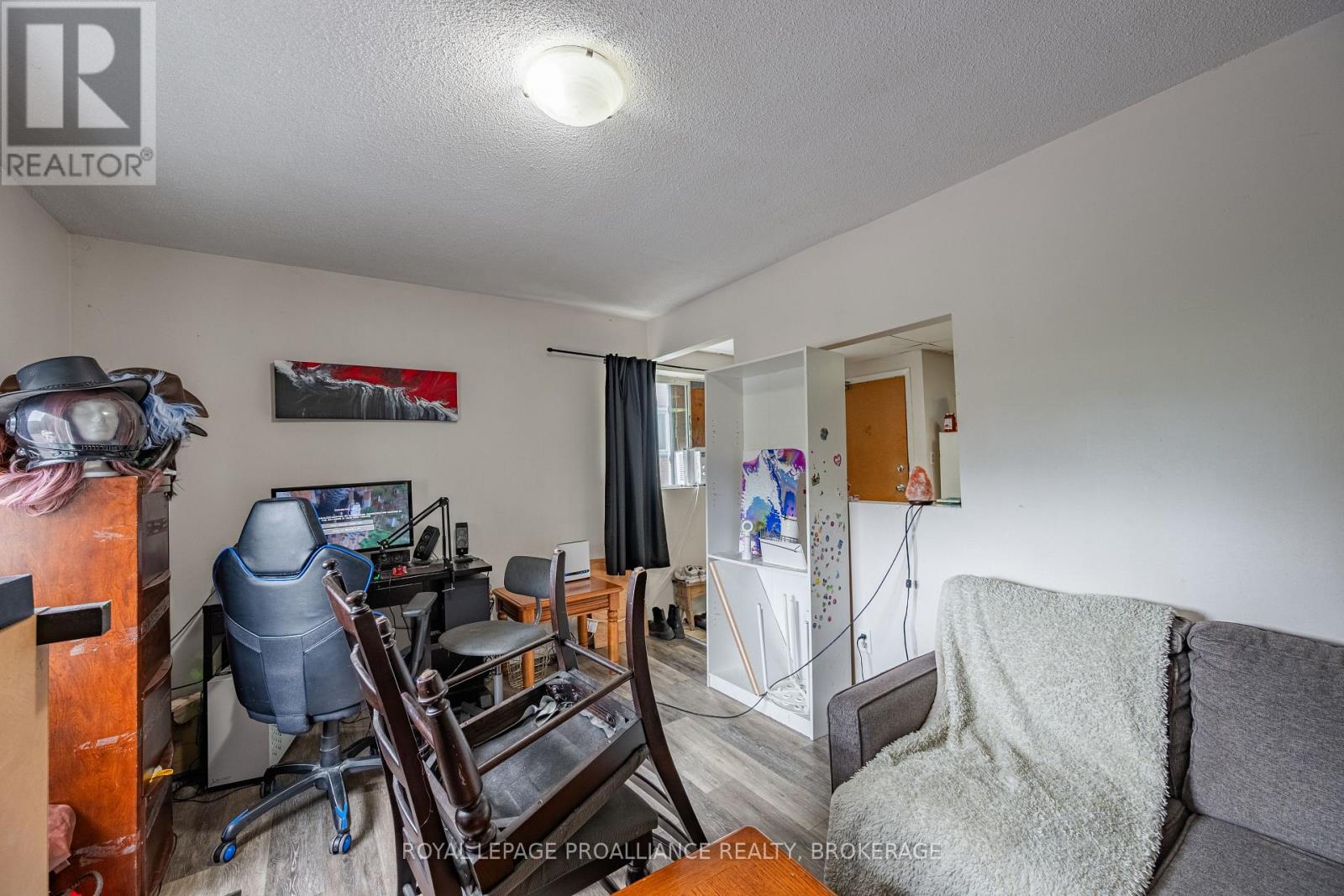 271-273 Rideau Street, Kingston, Ontario  K7K 3A7 - Photo 24 - X12381135