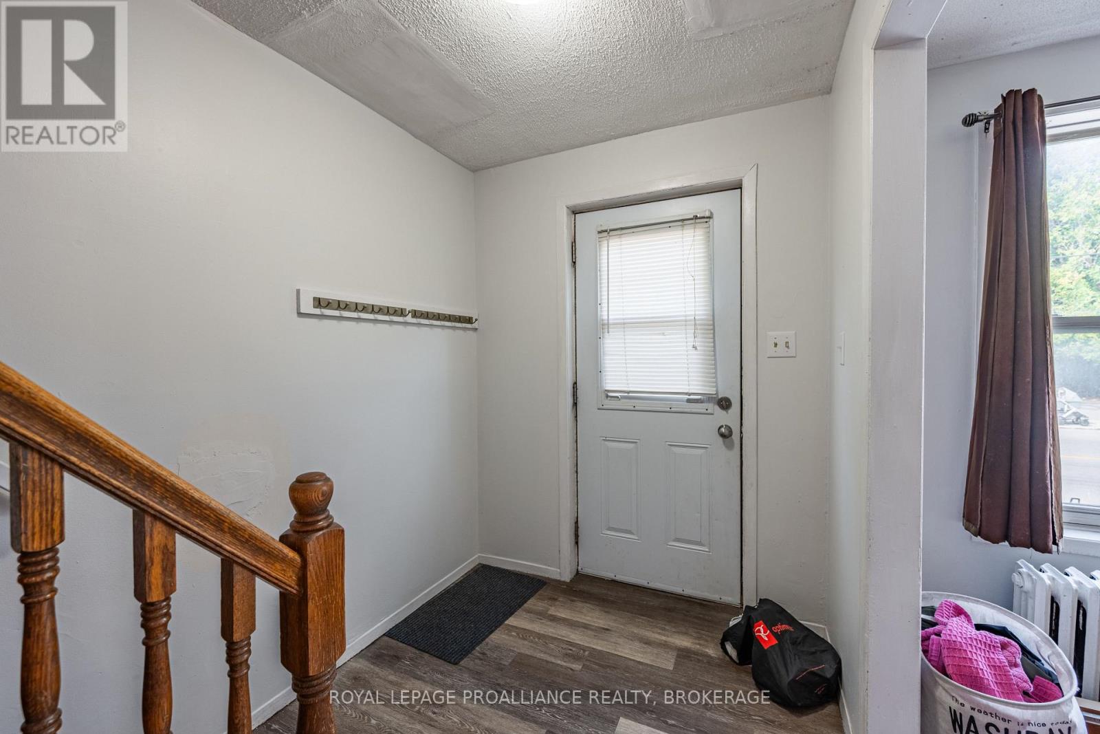 271-273 Rideau Street, Kingston, Ontario  K7K 3A7 - Photo 3 - X12381135