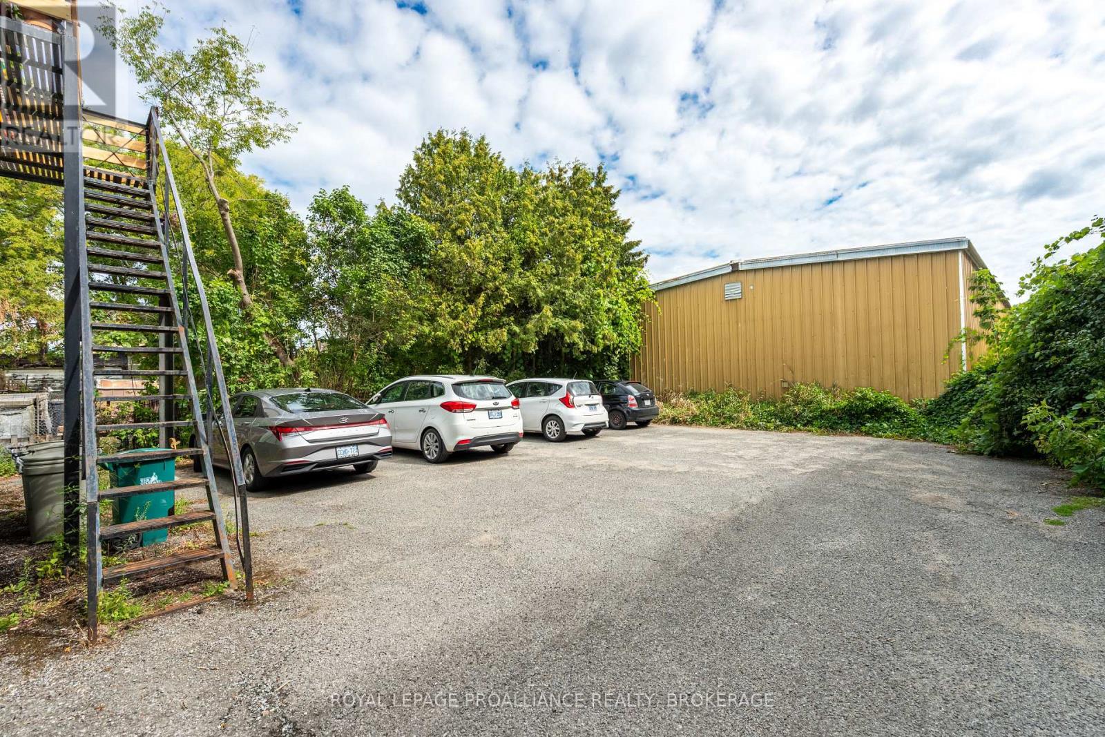 271-273 Rideau Street, Kingston, Ontario  K7K 3A7 - Photo 47 - X12381135