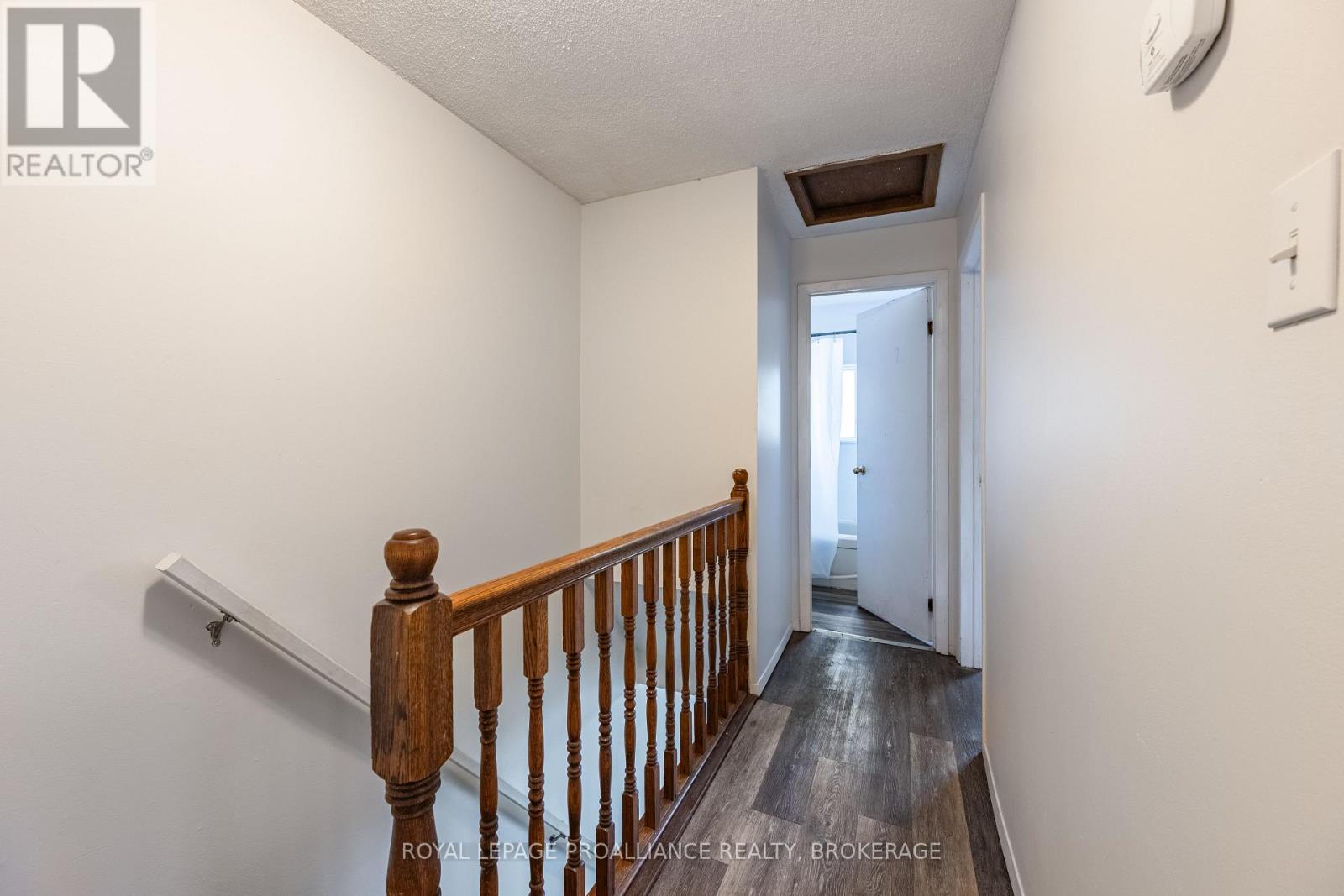 271-273 Rideau Street, Kingston, Ontario  K7K 3A7 - Photo 5 - X12381135