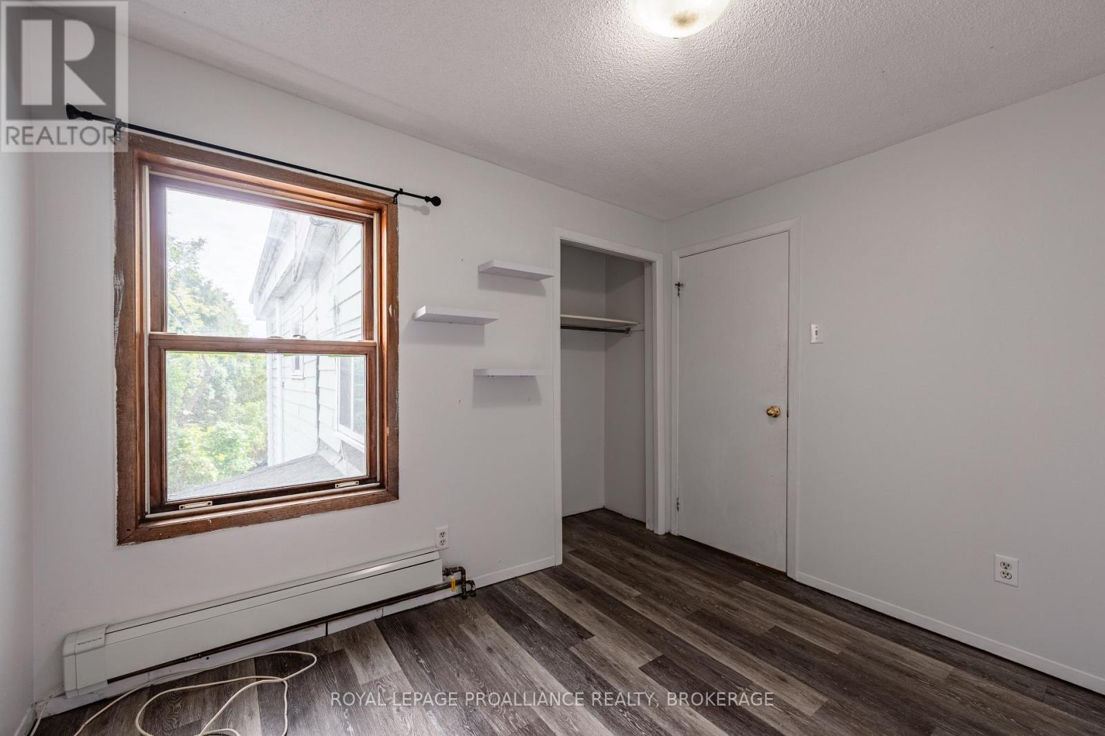 271-273 Rideau Street, Kingston, Ontario  K7K 3A7 - Photo 7 - X12381135