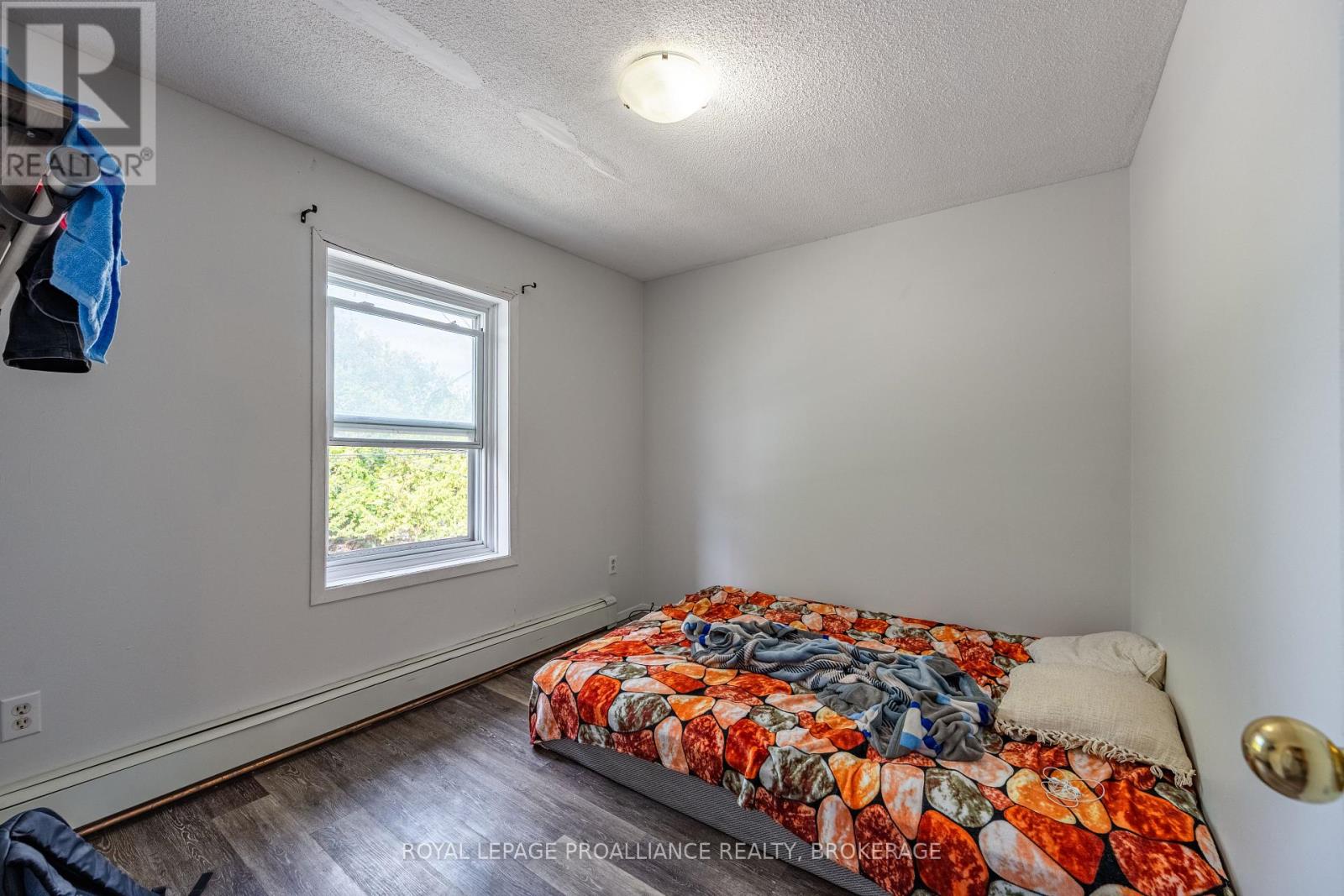 271-273 Rideau Street, Kingston, Ontario  K7K 3A7 - Photo 8 - X12381135
