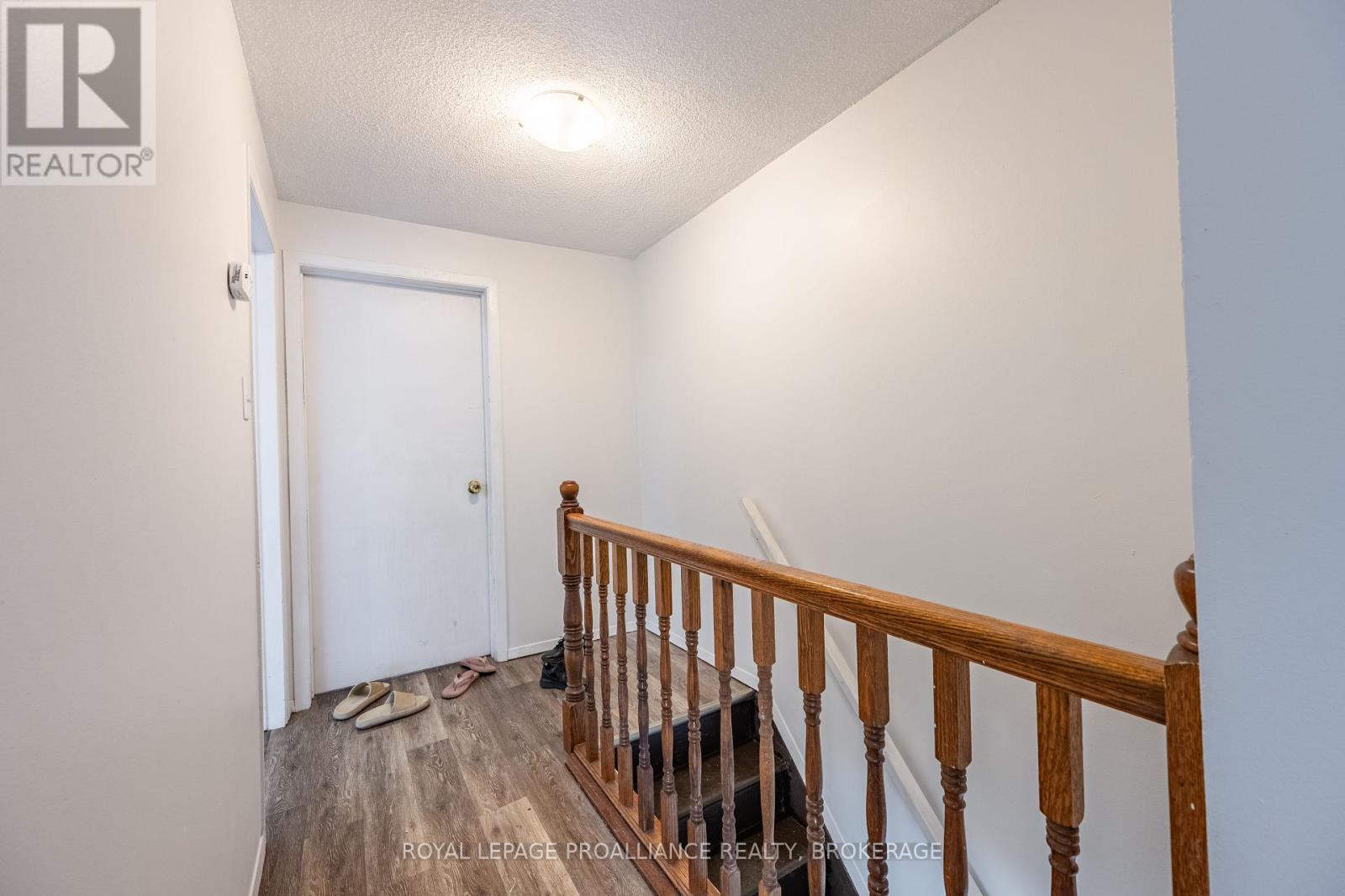 271-273 Rideau Street, Kingston, Ontario  K7K 3A7 - Photo 9 - X12381135