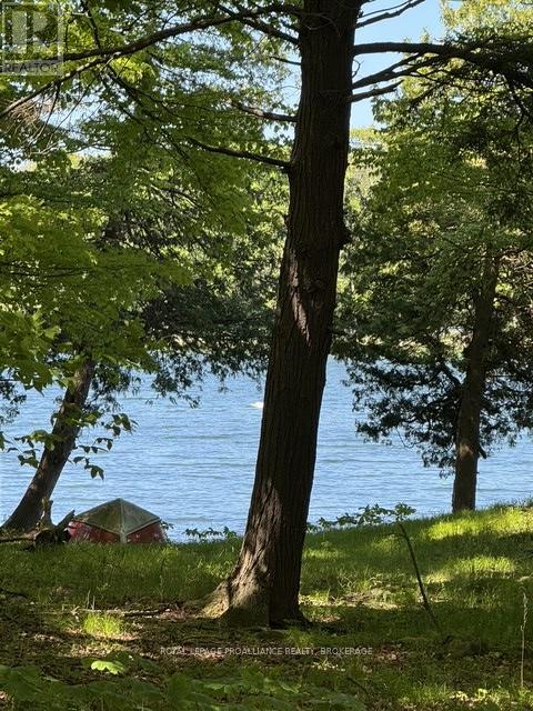 PT LT 6-7 16TH LINE ROAD, Frontenac Islands, Ontario