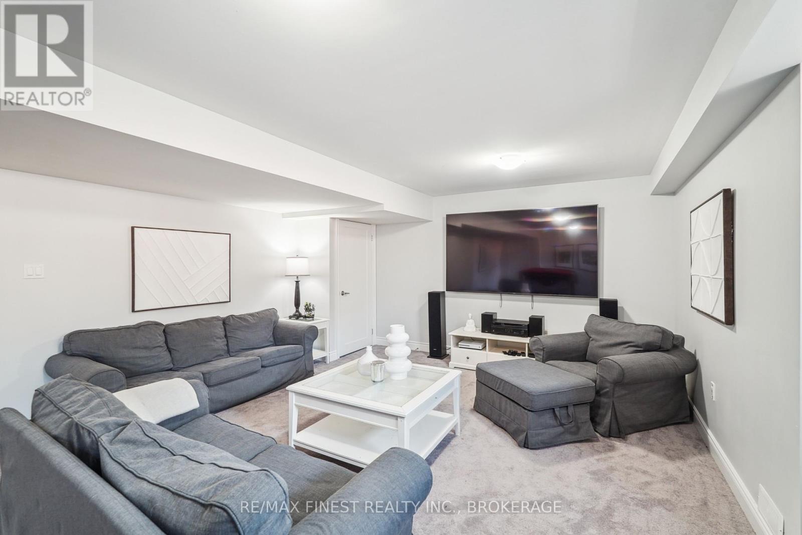 171 Frederick Pearson Street, East Gwillimbury, Ontario  L9N 0Y8 - Photo 38 - N12383372