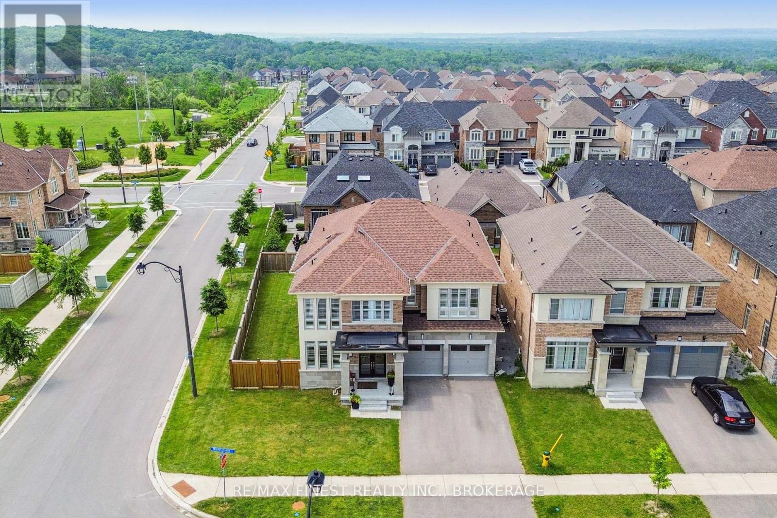 171 Frederick Pearson Street, East Gwillimbury, Ontario  L9N 0Y8 - Photo 45 - N12383372
