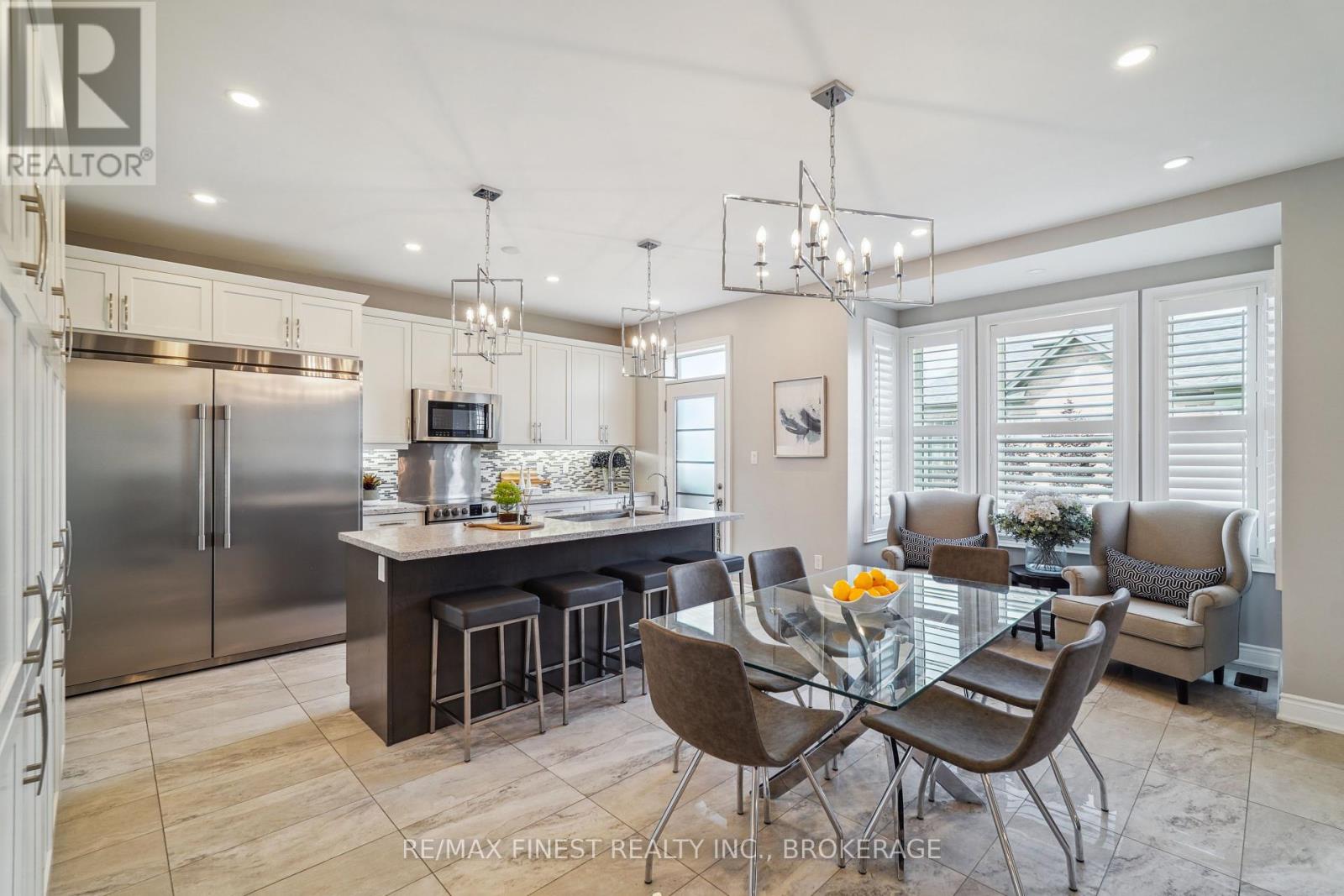 171 Frederick Pearson Street, East Gwillimbury, Ontario  L9N 0Y8 - Photo 9 - N12383372