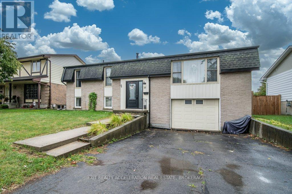 19 MORTENSEN DRIVE, Loyalist, Ontario