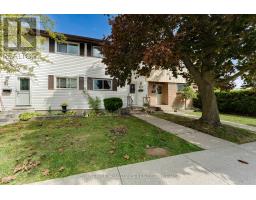 369 WILLIAM STREET N, Gananoque, Ontario
