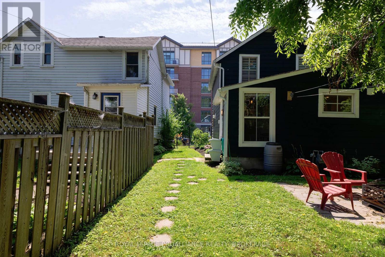 122 South Street, Gananoque, Ontario  K7G 1A2 - Photo 29 - X12384295