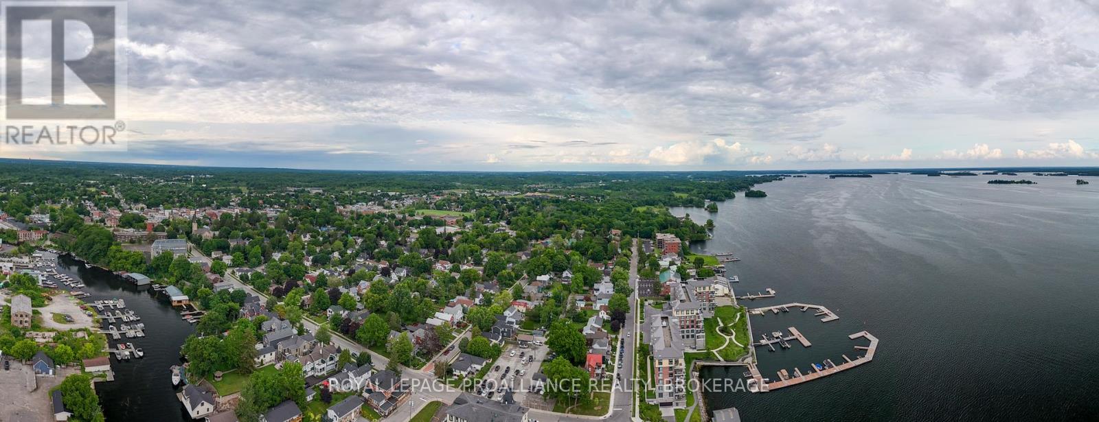122 South Street, Gananoque, Ontario  K7G 1A2 - Photo 38 - X12384295