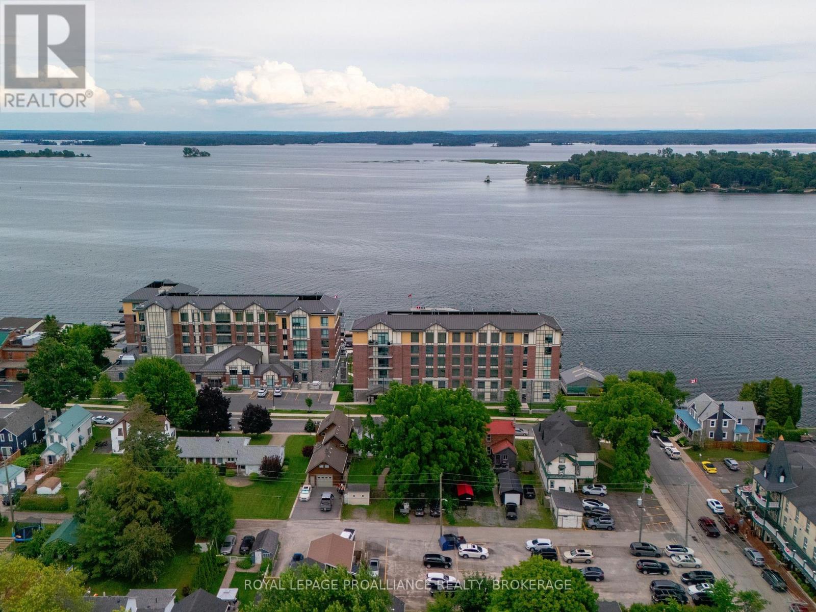 122 South Street, Gananoque, Ontario  K7G 1A2 - Photo 40 - X12384295