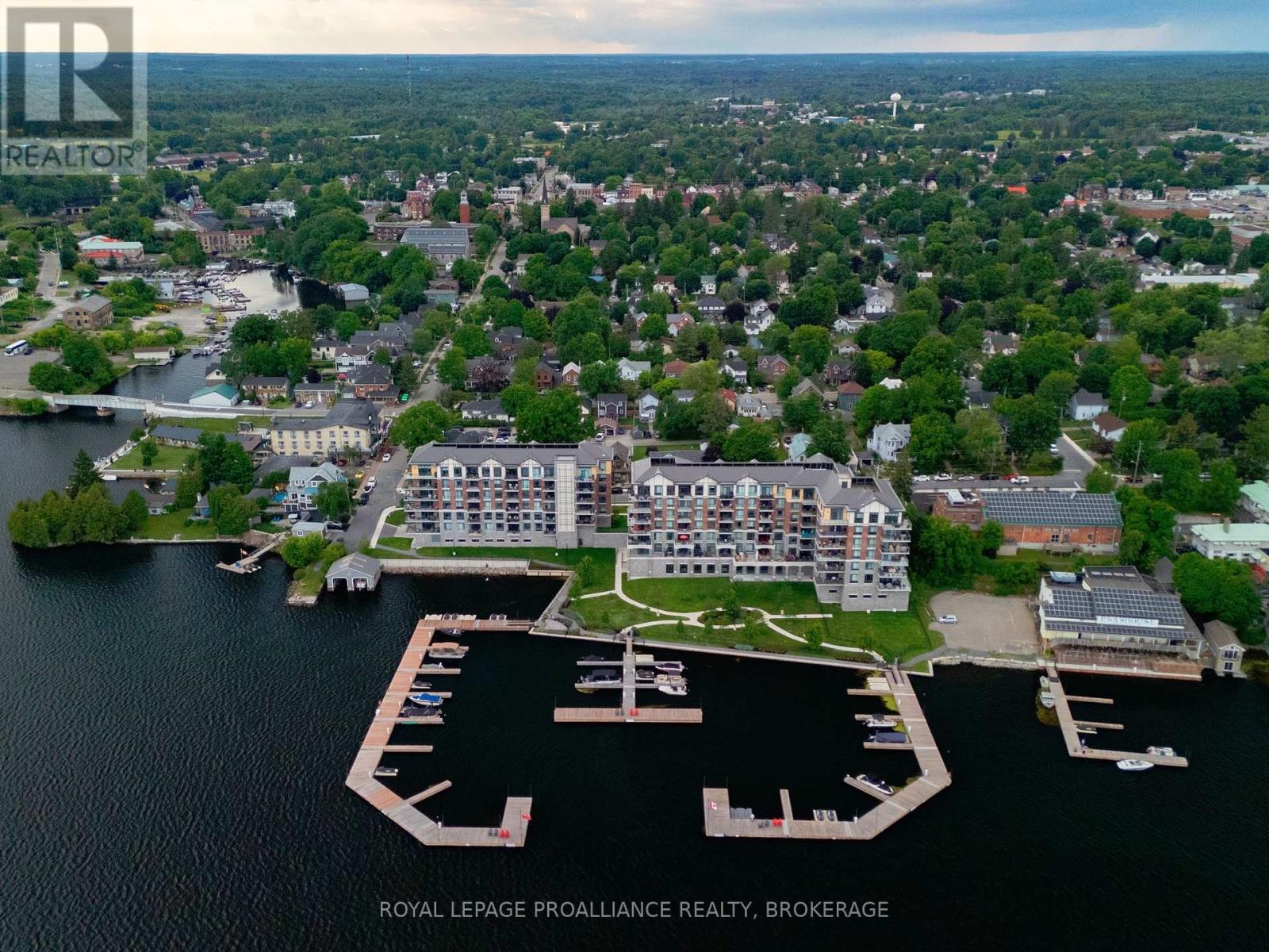 122 South Street, Gananoque, Ontario  K7G 1A2 - Photo 42 - X12384295