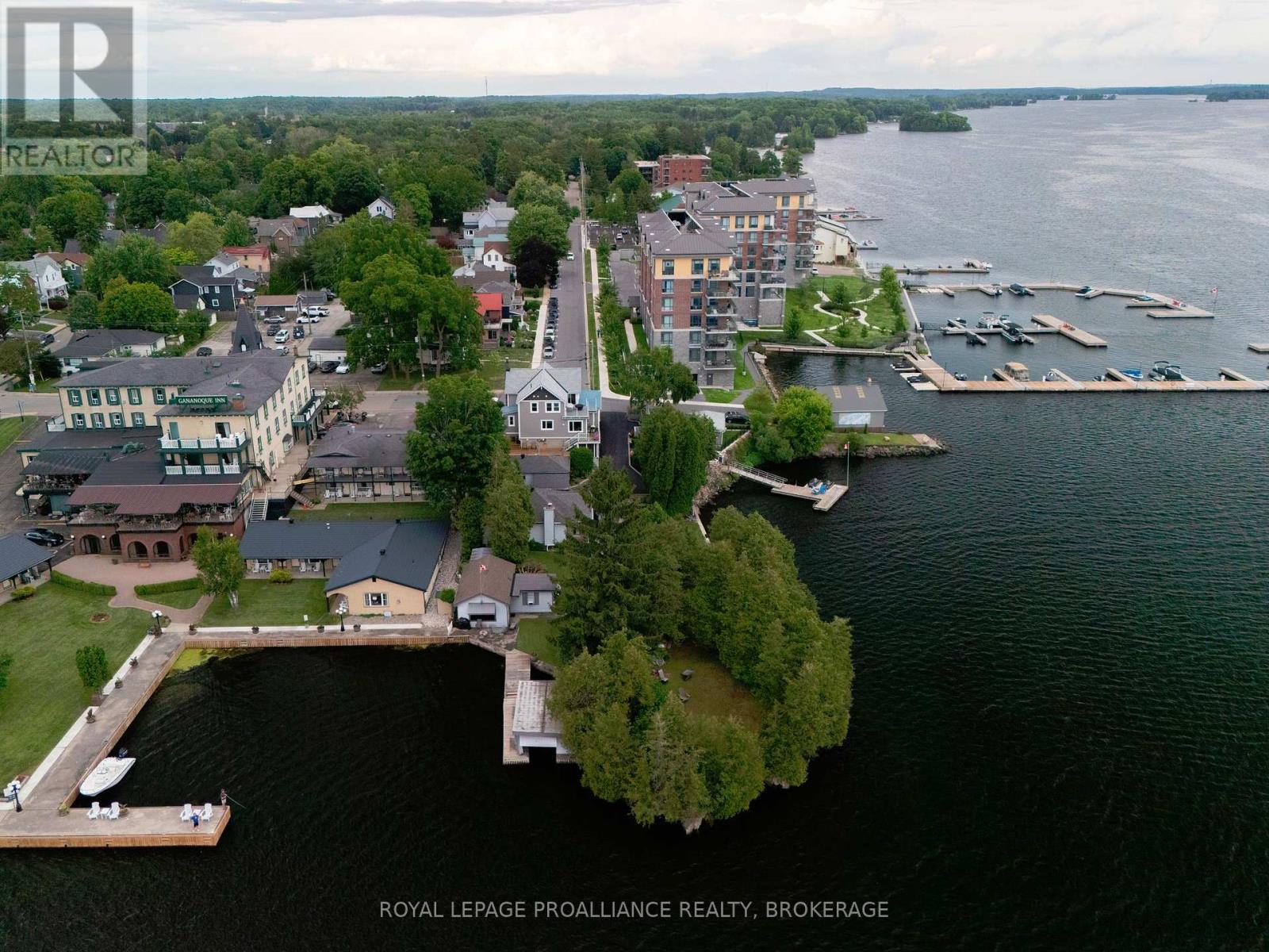 122 South Street, Gananoque, Ontario  K7G 1A2 - Photo 49 - X12384295