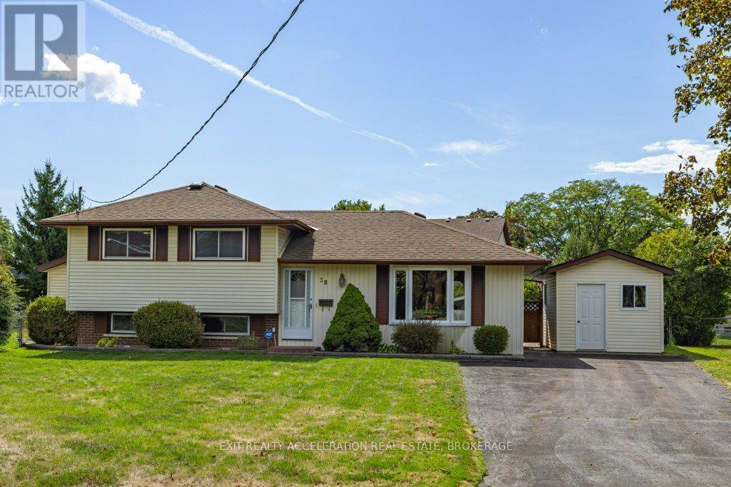 38 THORNCLIFFE DRIVE, Belleville, Ontario