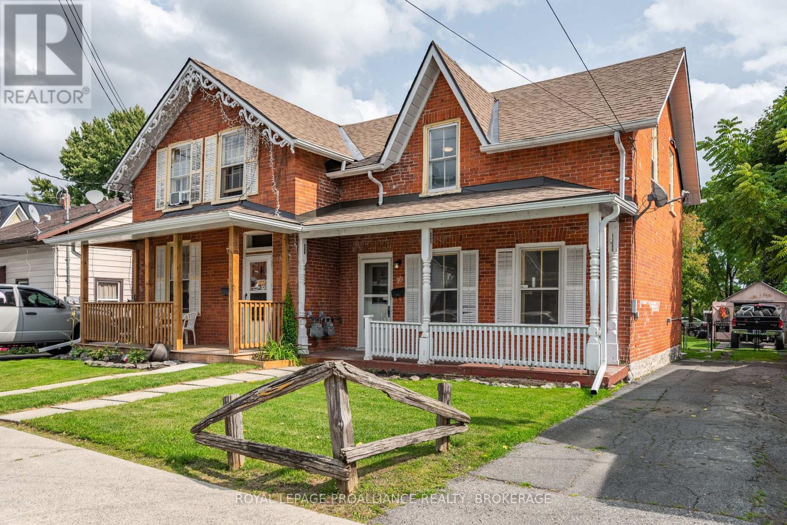 10-12 THOMAS STREET E, Greater Napanee, Ontario