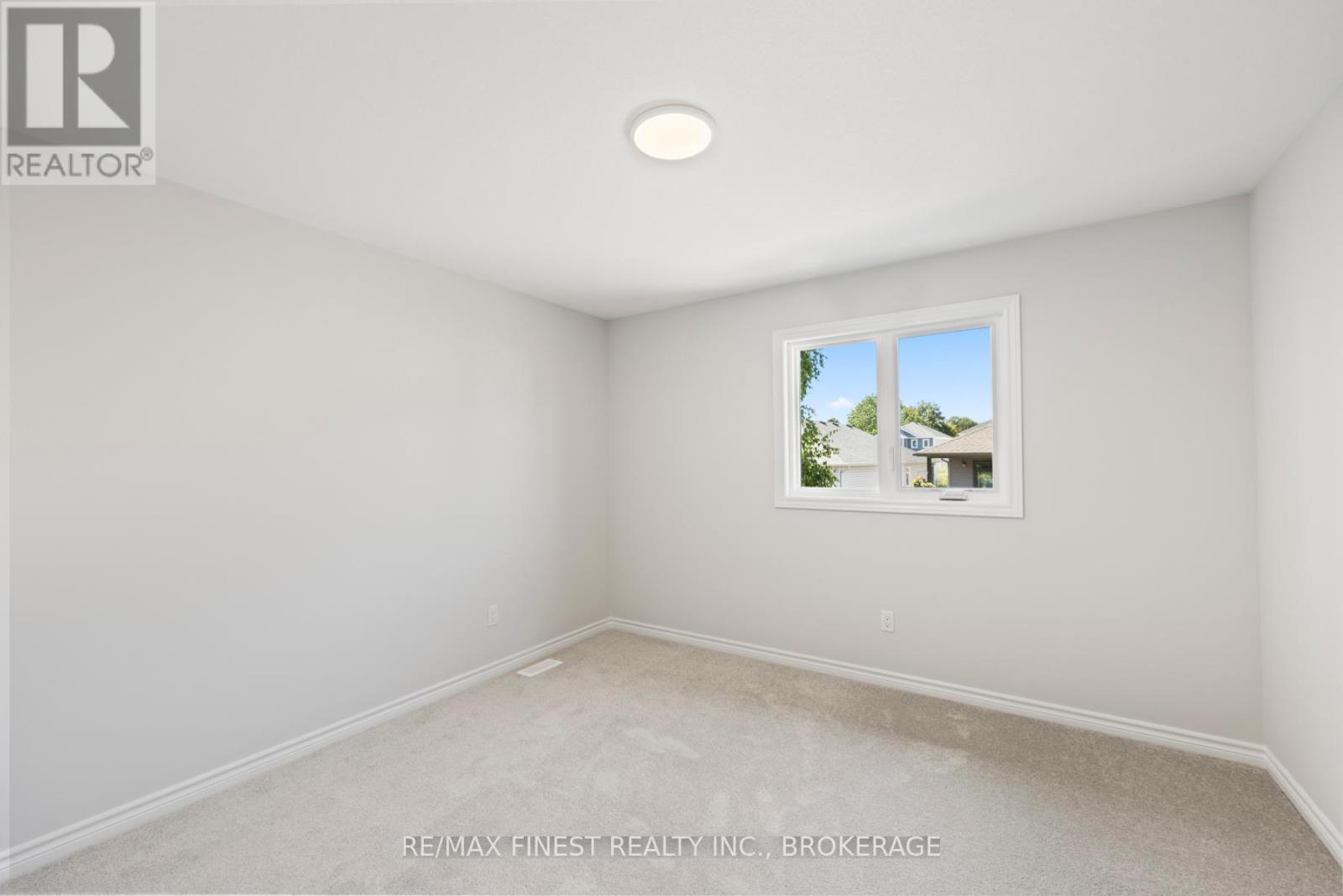 1315 Turnbull Way, Kingston, Ontario K7P 0T3 - Photo 41 - X12391626