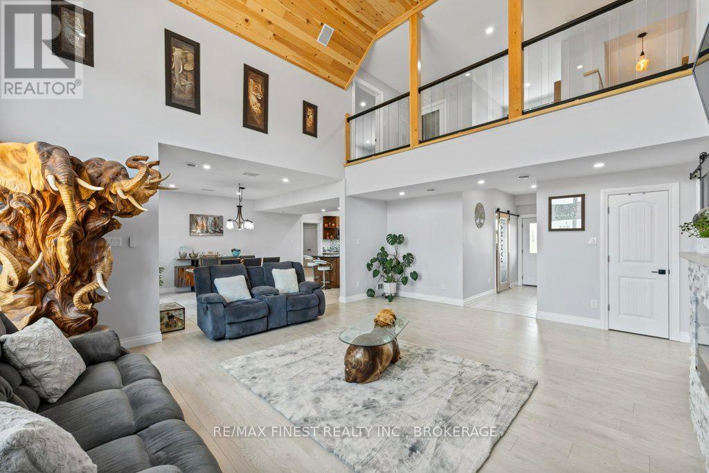 952 County Road 6, Loyalist, Ontario  K0H 2H0 - Photo 18 - X12391660