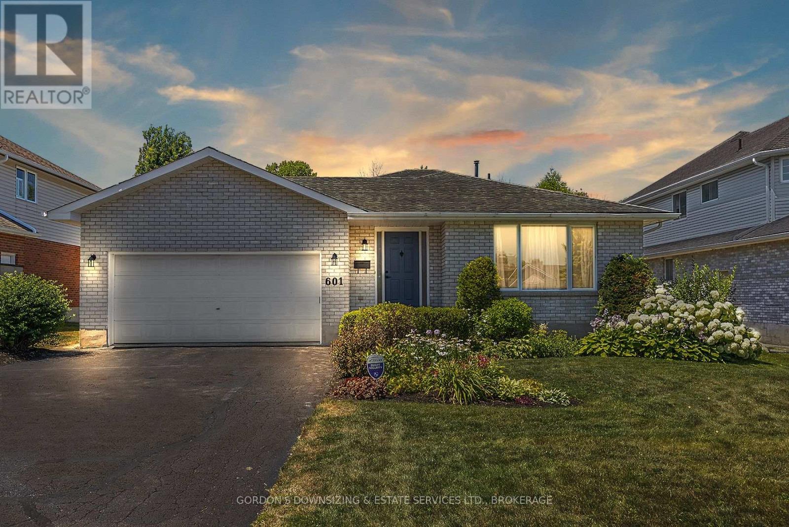 601 FERNMOOR DRIVE, Kingston, Ontario