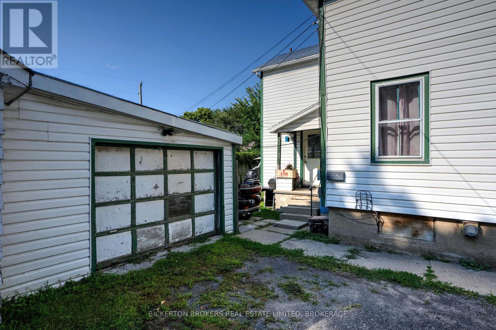 212-214 Garden Street, Gananoque, Ontario K7G 1J2 - Photo 41 - X12392049