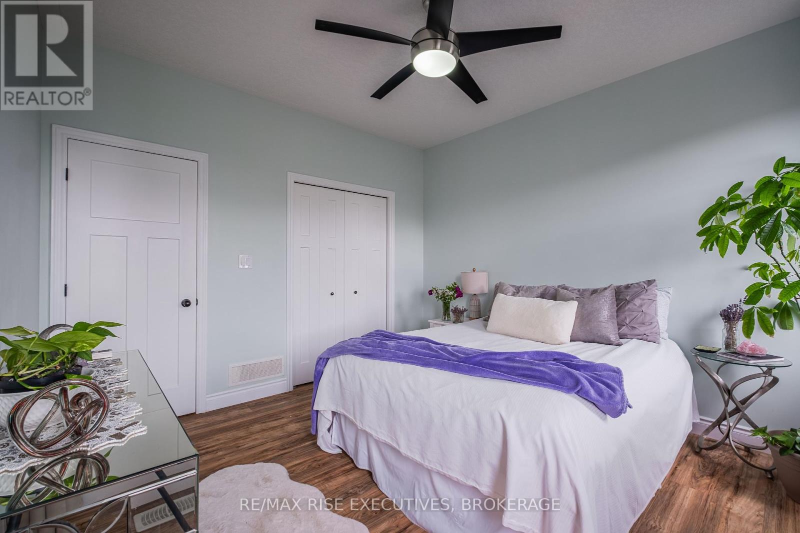 134 Islandview Drive, Loyalist, Ontario  K7N 0A5 - Photo 17 - X12393446