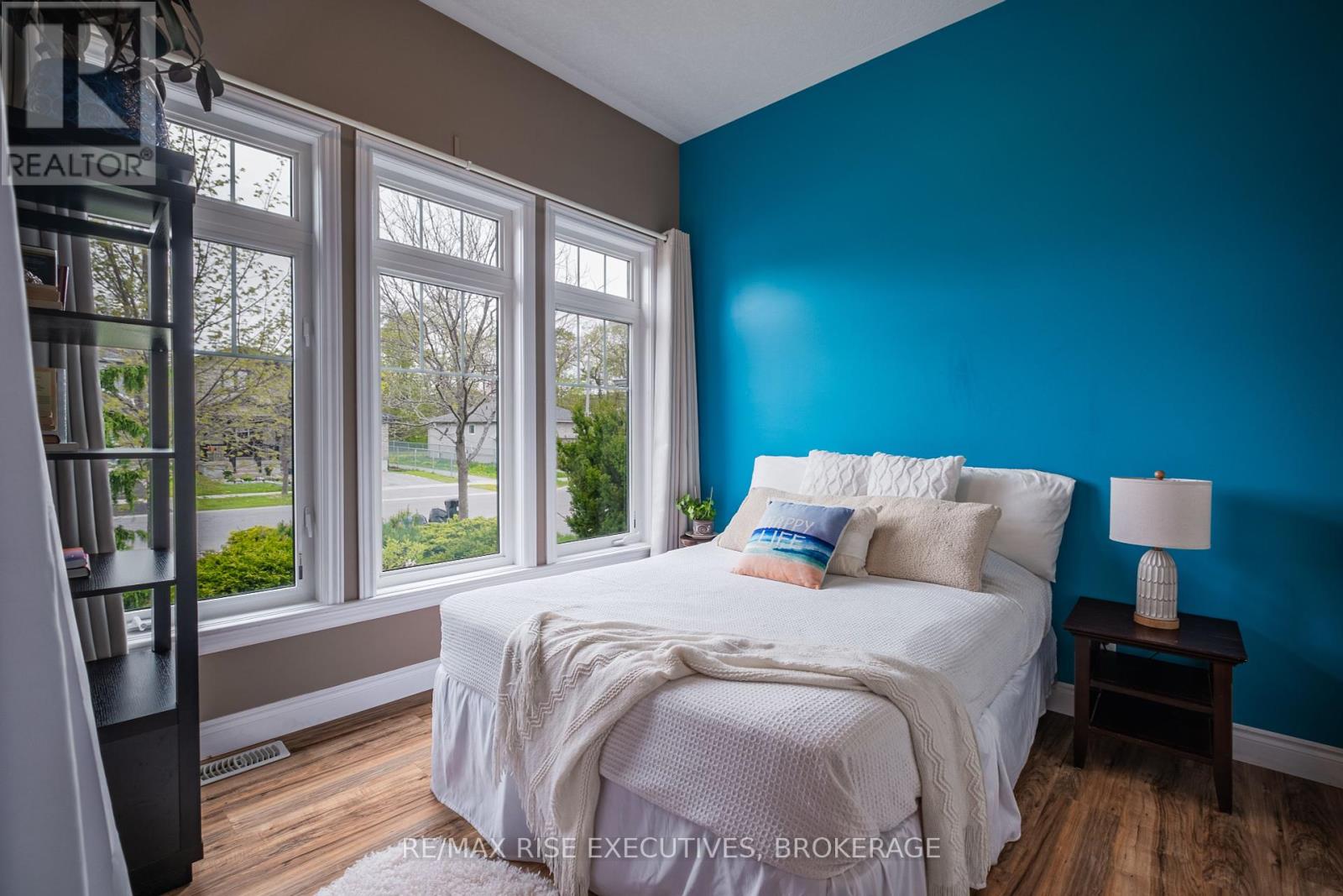 134 Islandview Drive, Loyalist, Ontario  K7N 0A5 - Photo 22 - X12393446