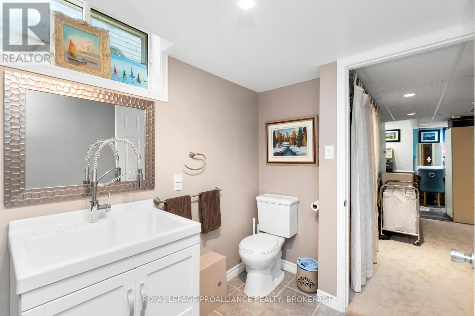 878 Walker Court, Kingston, Ontario  K7M 8L2 - Photo 42 - X12394906