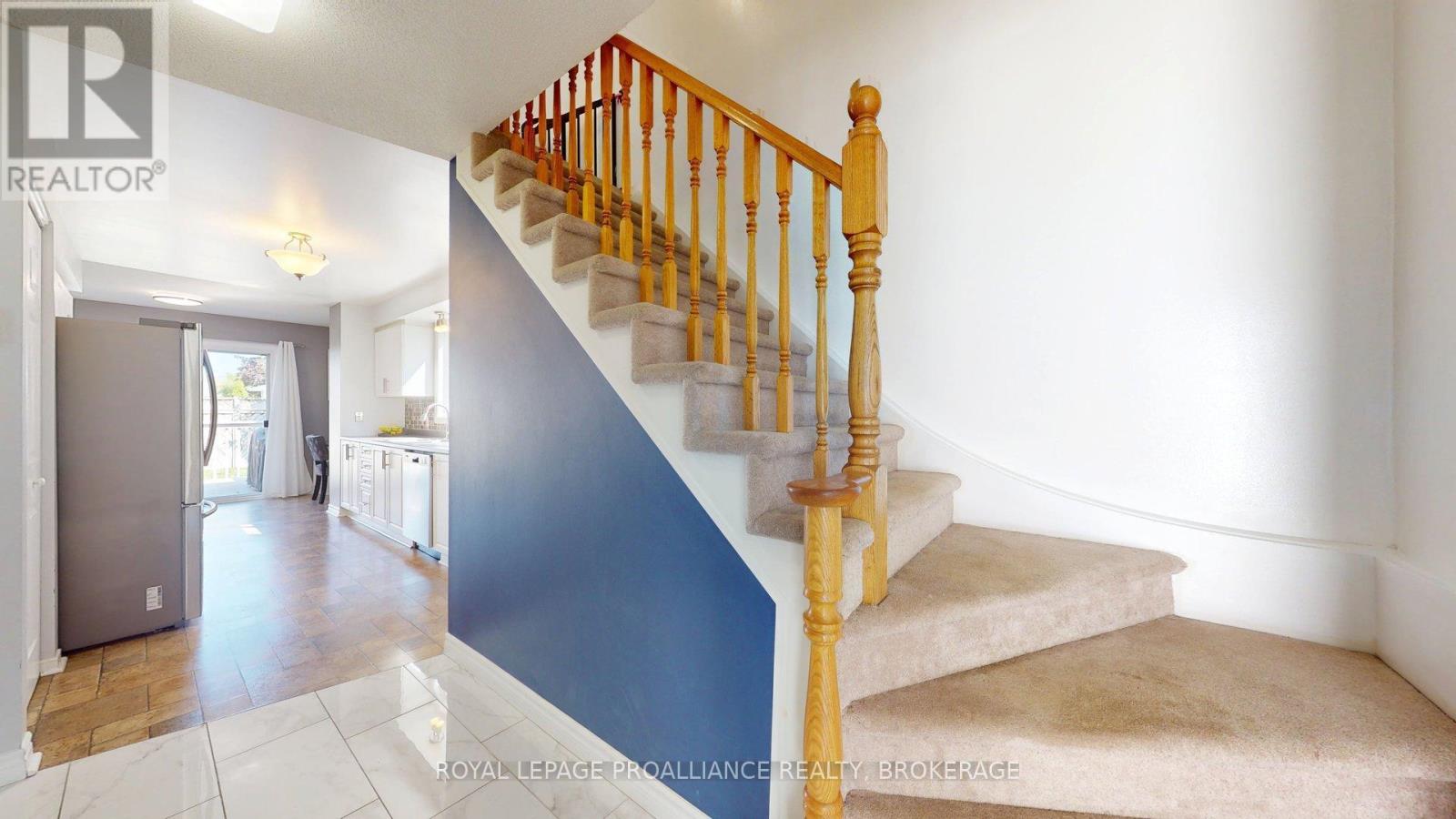 878 Walker Court, Kingston, Ontario  K7M 8L2 - Photo 7 - X12394906