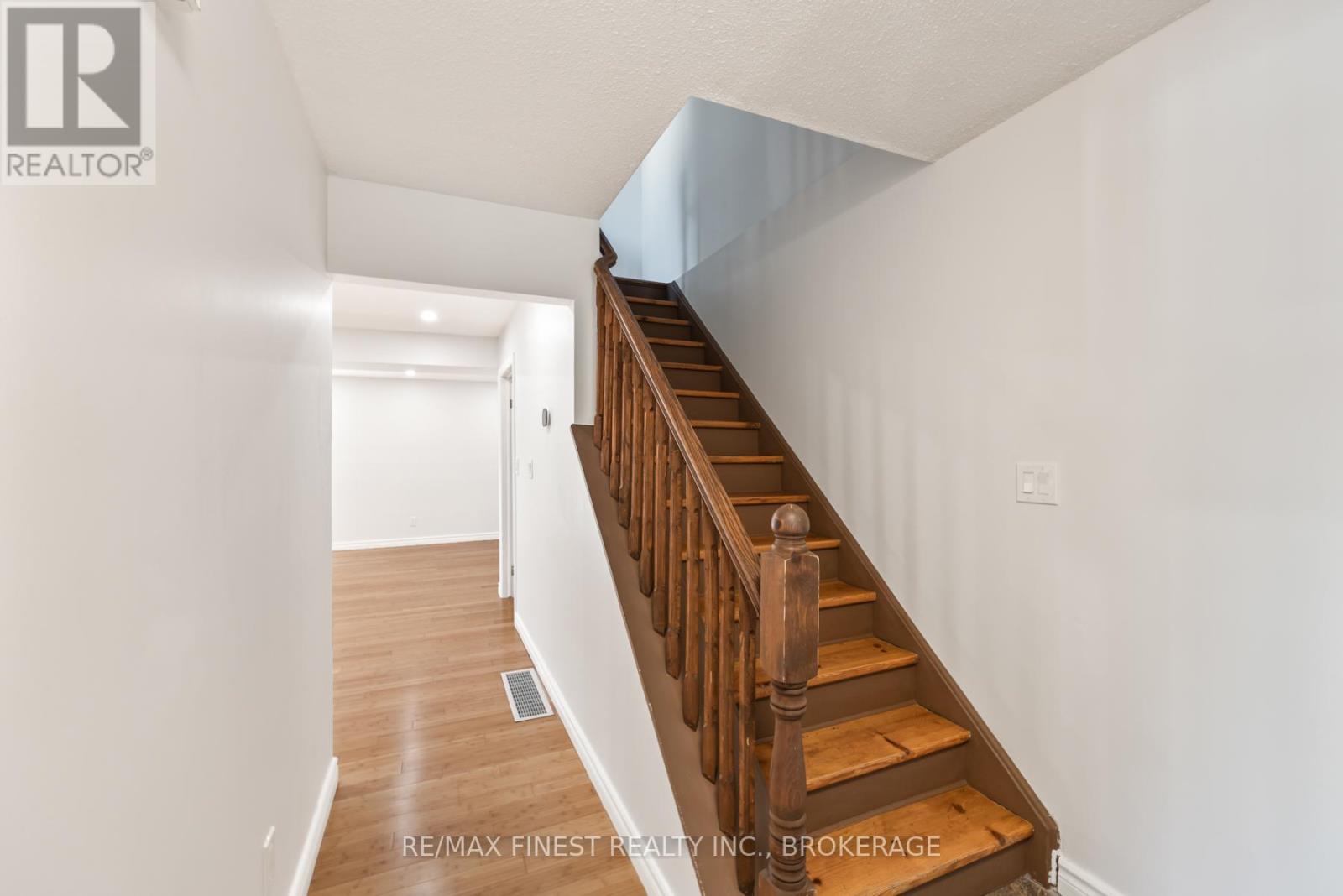 1135 Basswood Place, Kingston, Ontario  K7P 1K4 - Photo 19 - X12396859