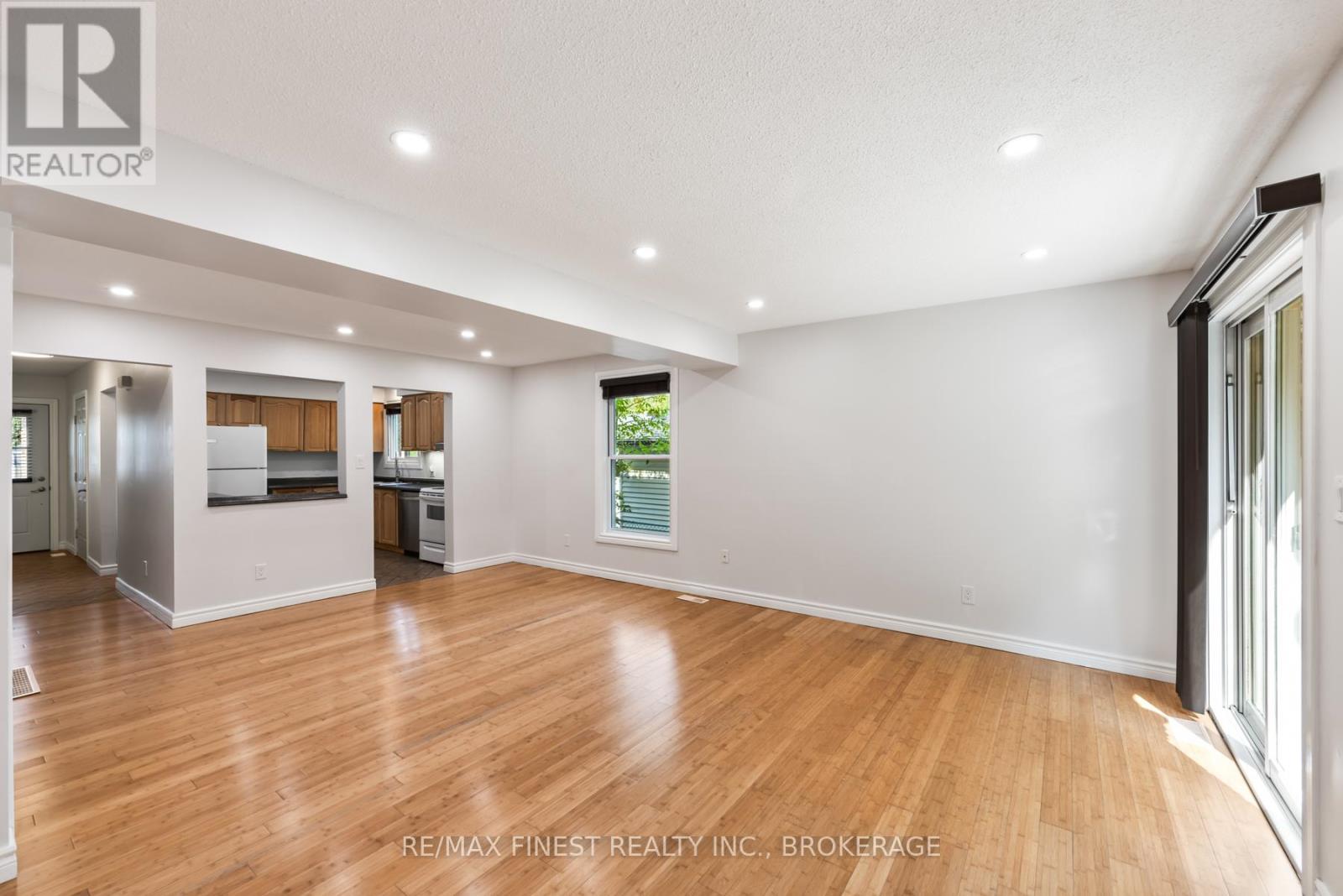 1135 Basswood Place, Kingston, Ontario  K7P 1K4 - Photo 25 - X12396859