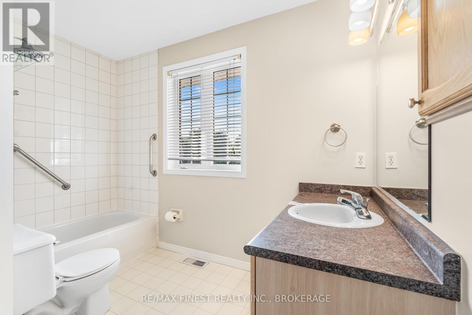 66 Dalgleish Avenue, Kingston, Ontario  K7K 7E1 - Photo 25 - X12397574
