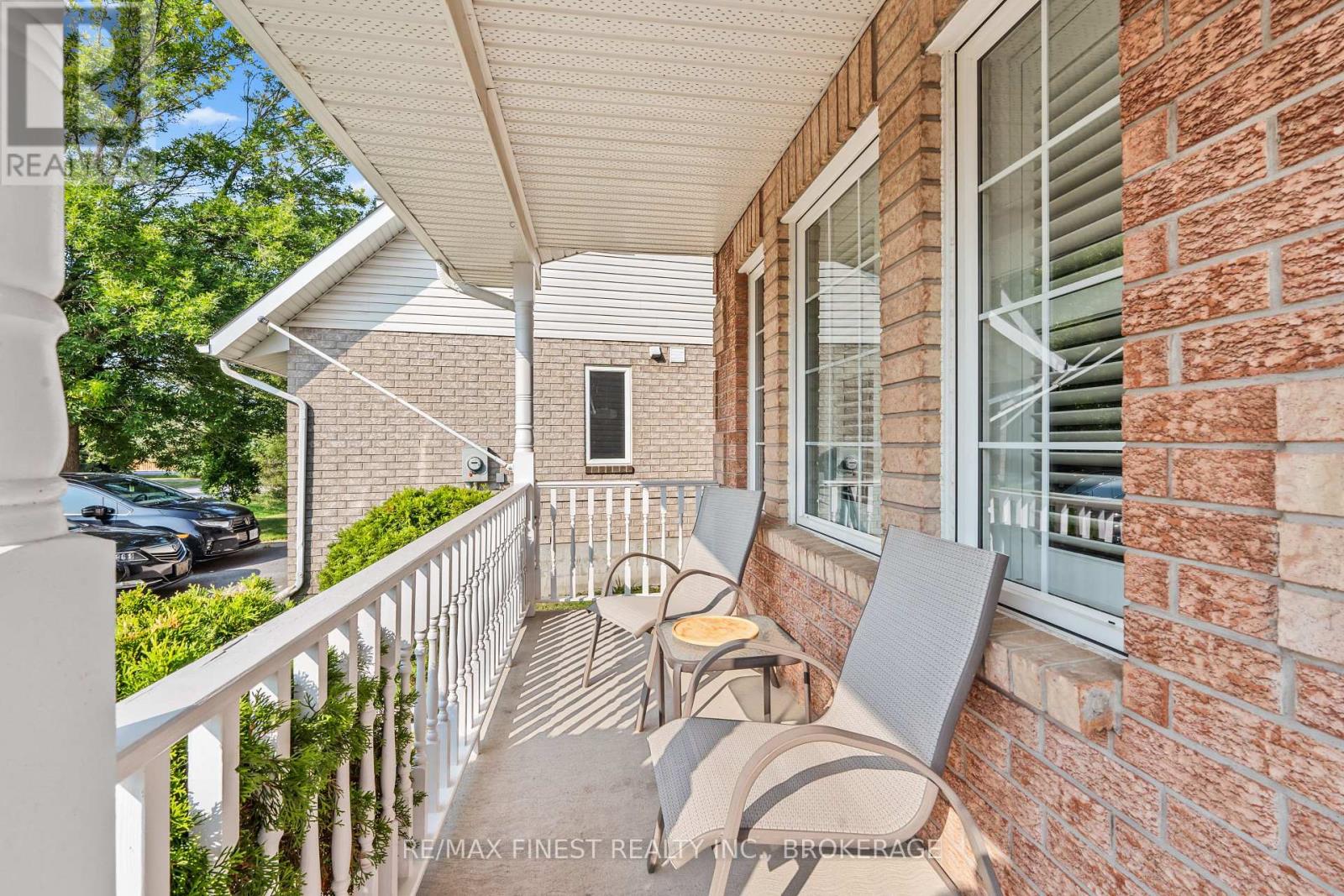 66 Dalgleish Avenue, Kingston, Ontario  K7K 7E1 - Photo 3 - X12397574
