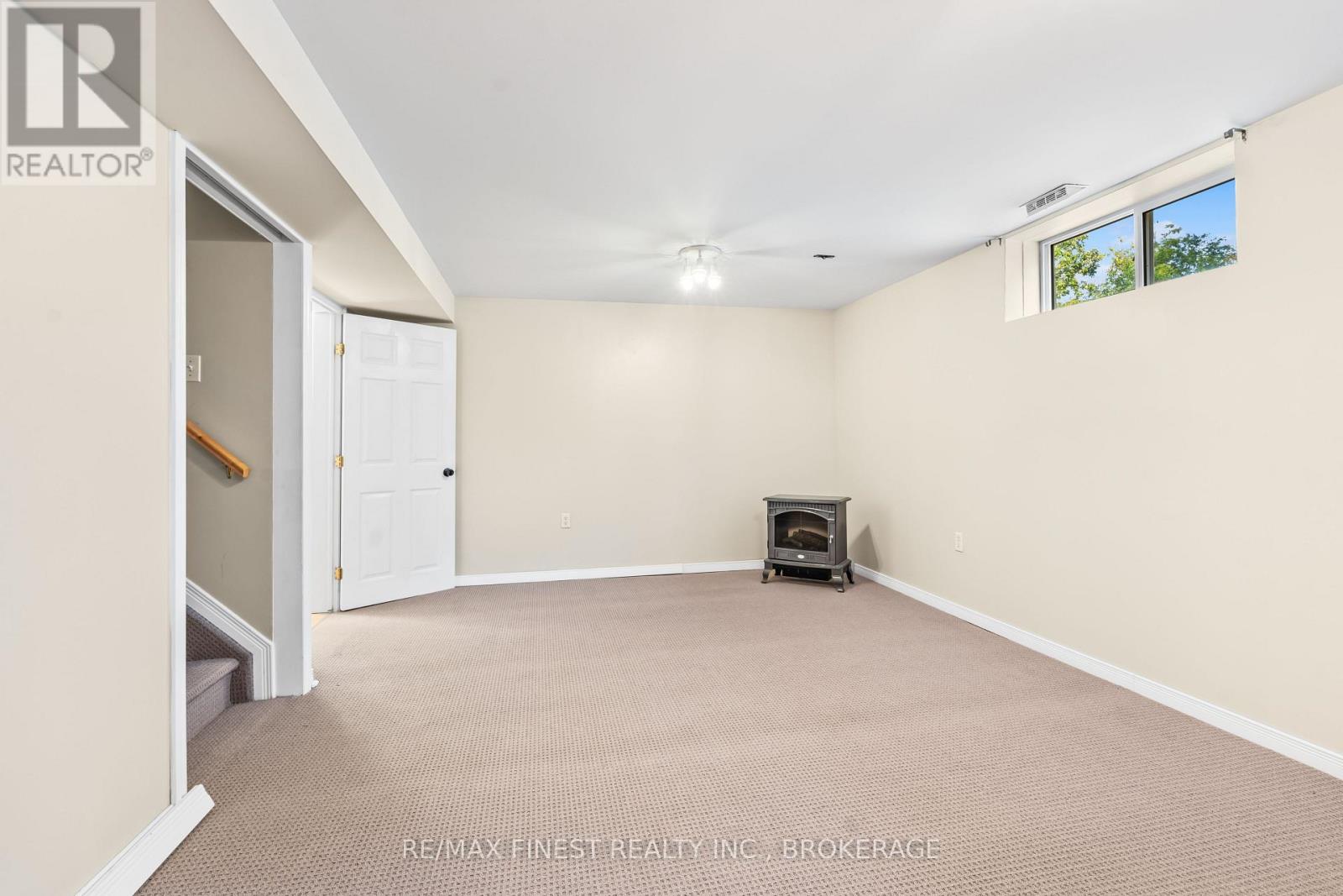 66 Dalgleish Avenue, Kingston, Ontario  K7K 7E1 - Photo 32 - X12397574