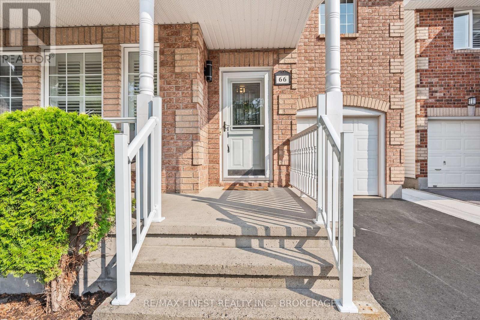 66 Dalgleish Avenue, Kingston, Ontario  K7K 7E1 - Photo 4 - X12397574