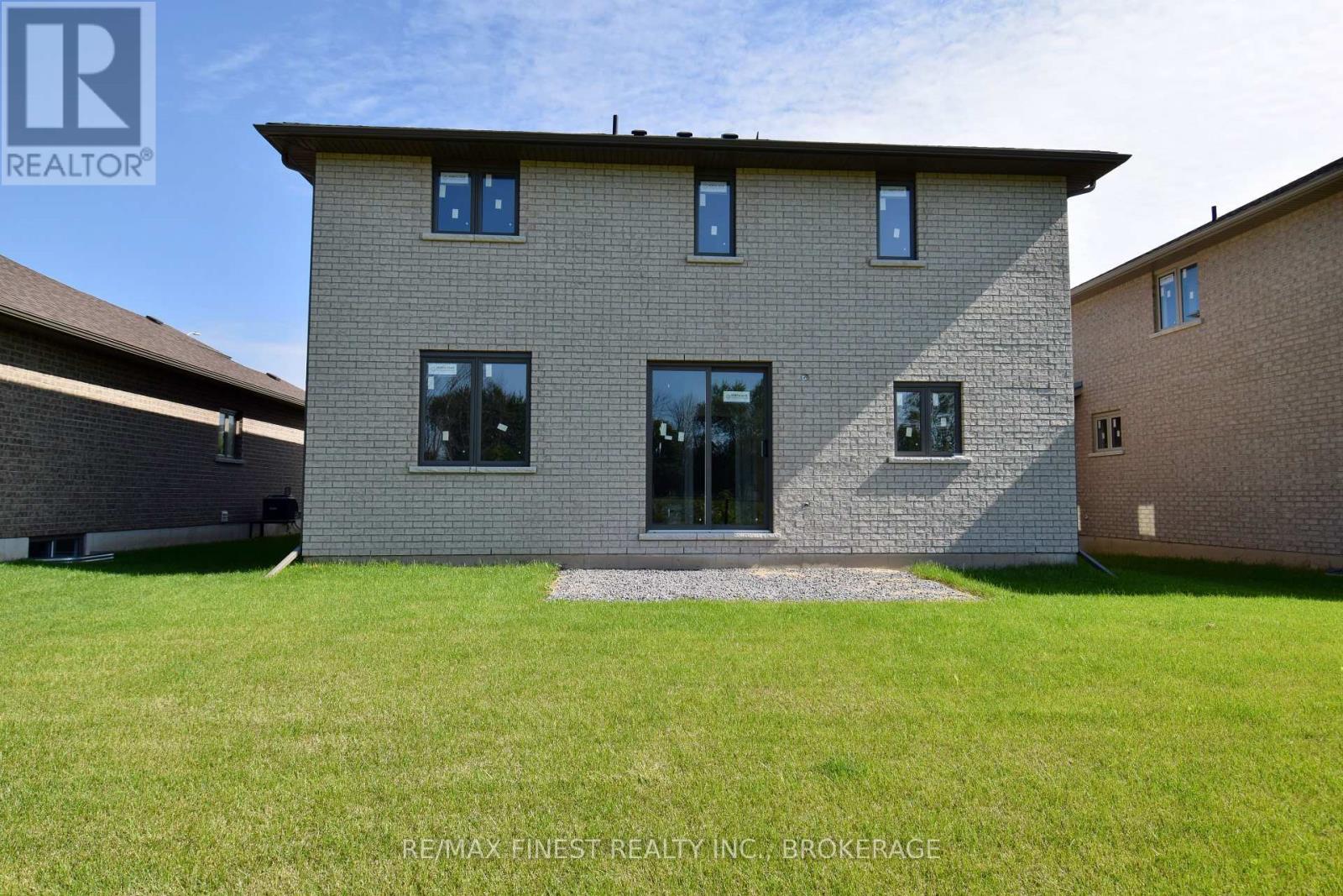 192 Cherrywood Parkway, Greater Napanee, Ontario K7R 0E2 - Photo 22 - X12398131