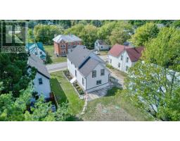 13 KINGSTON STREET, Rideau Lakes, Ontario