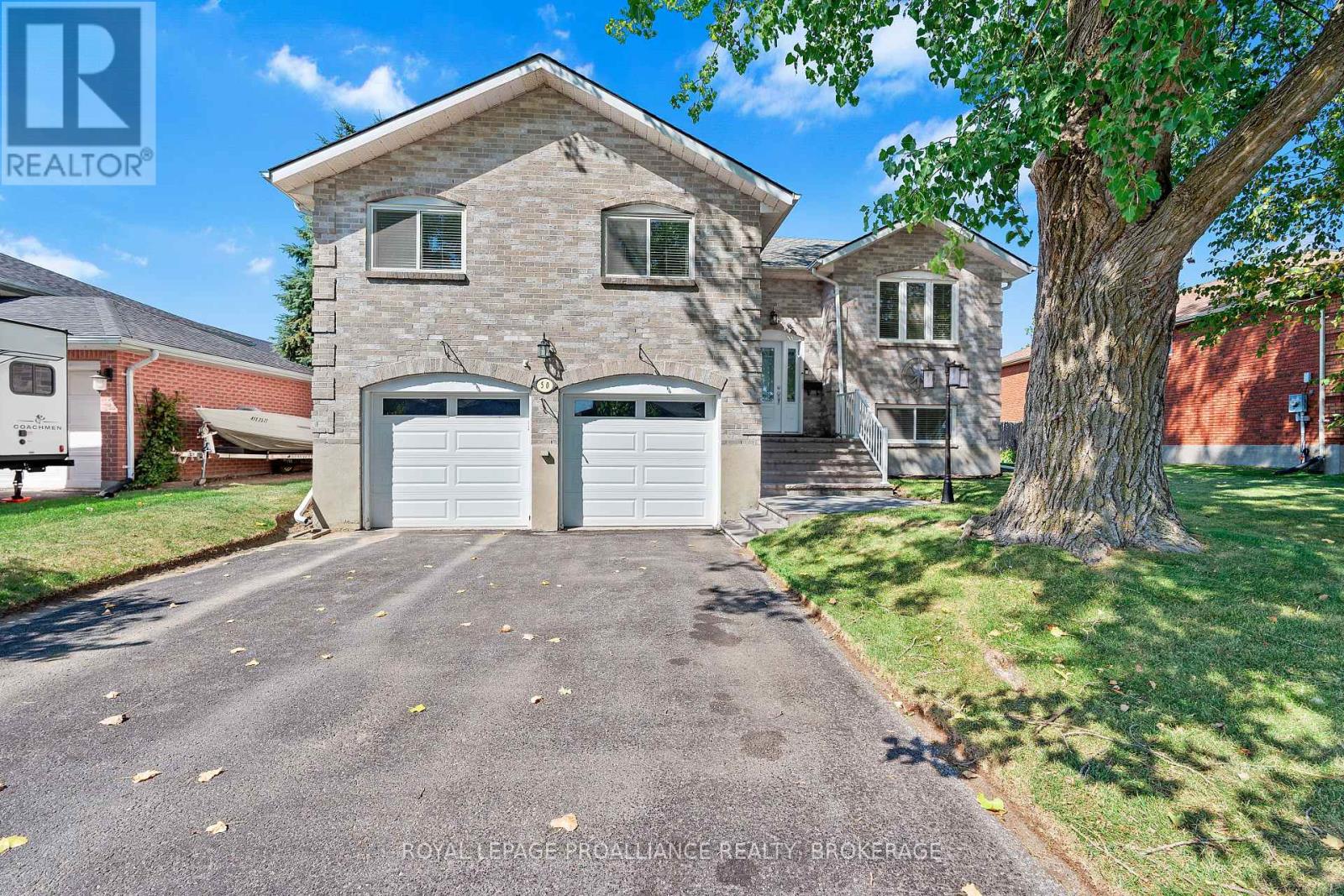 50 Davey Crescent, Loyalist, Ontario  K7N 1X7 - Photo 2 - X12400450