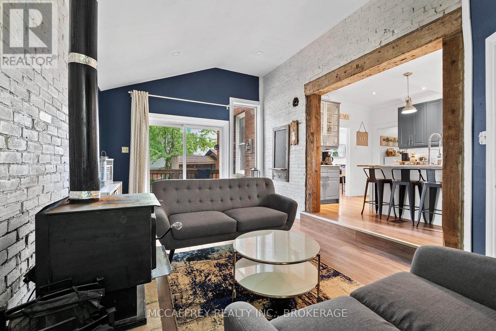 110 Adelaide Street, Front Of Leeds & Seeleys Bay, Ontario  K0H 2N0 - Photo 18 - X12400566